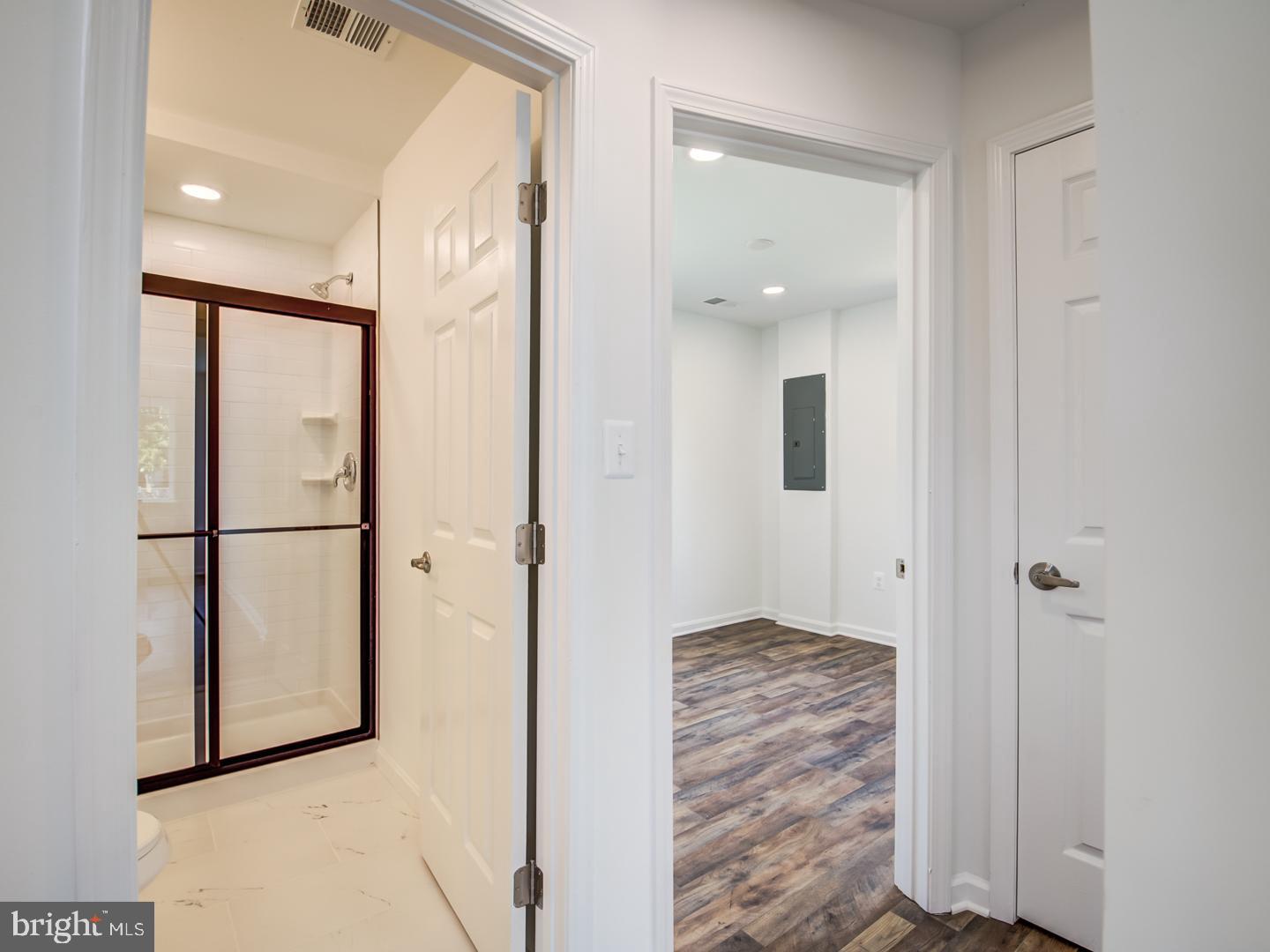 MANASSAS PARK - Residential