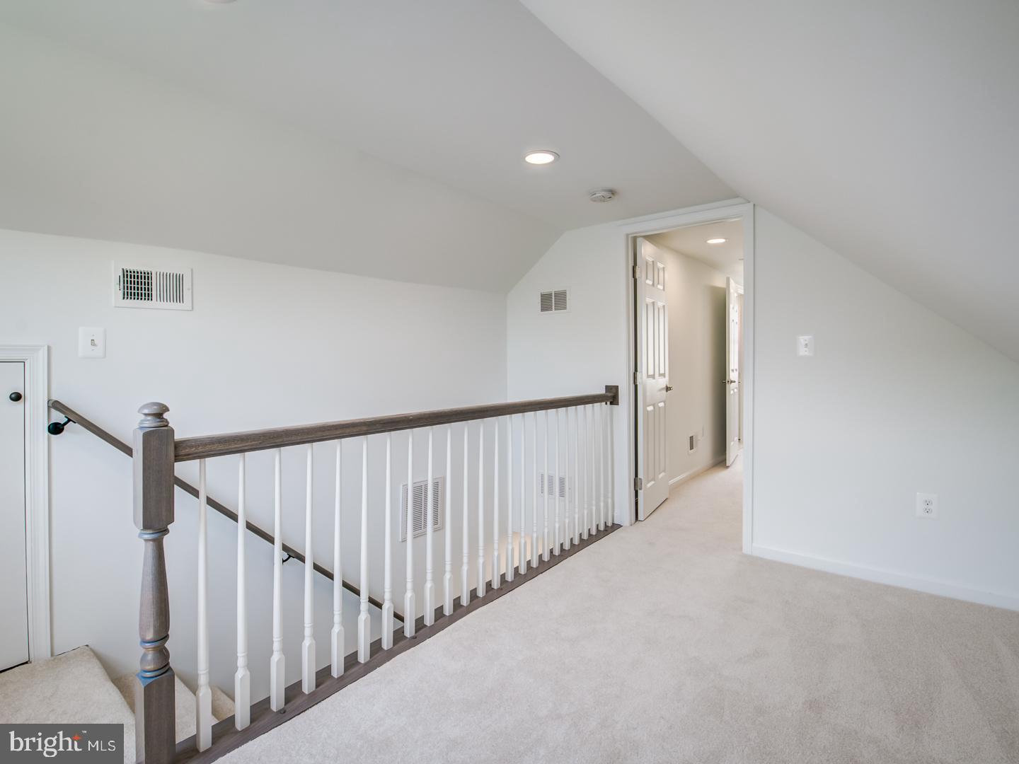 MANASSAS PARK - Residential