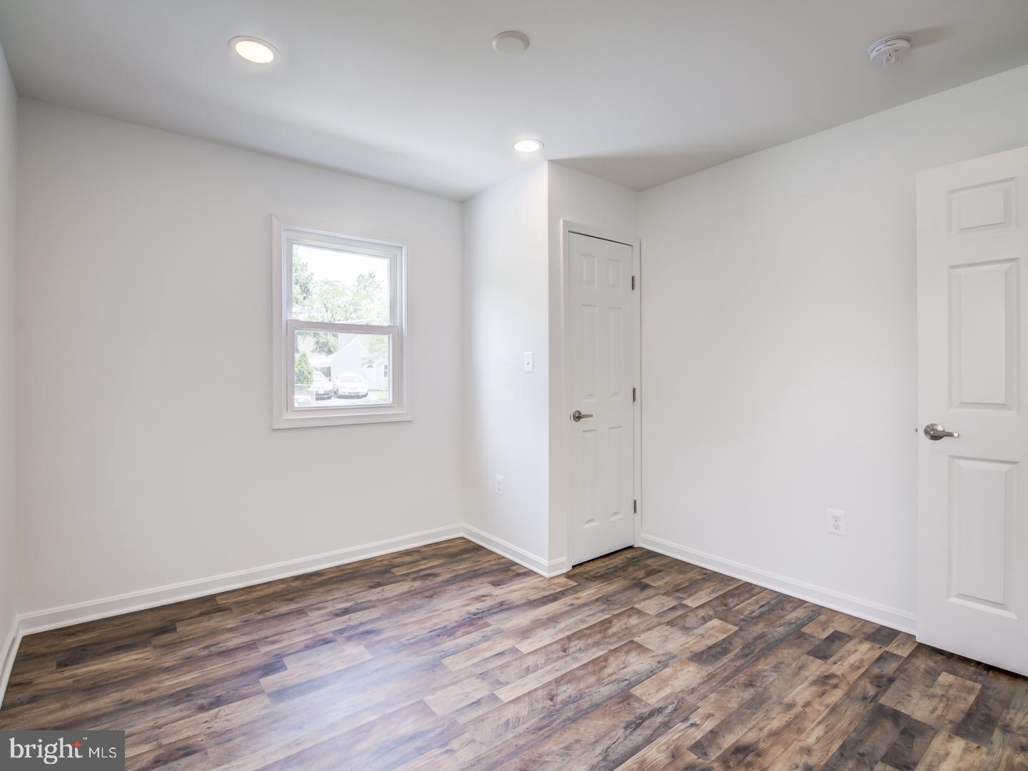 MANASSAS PARK - Residential