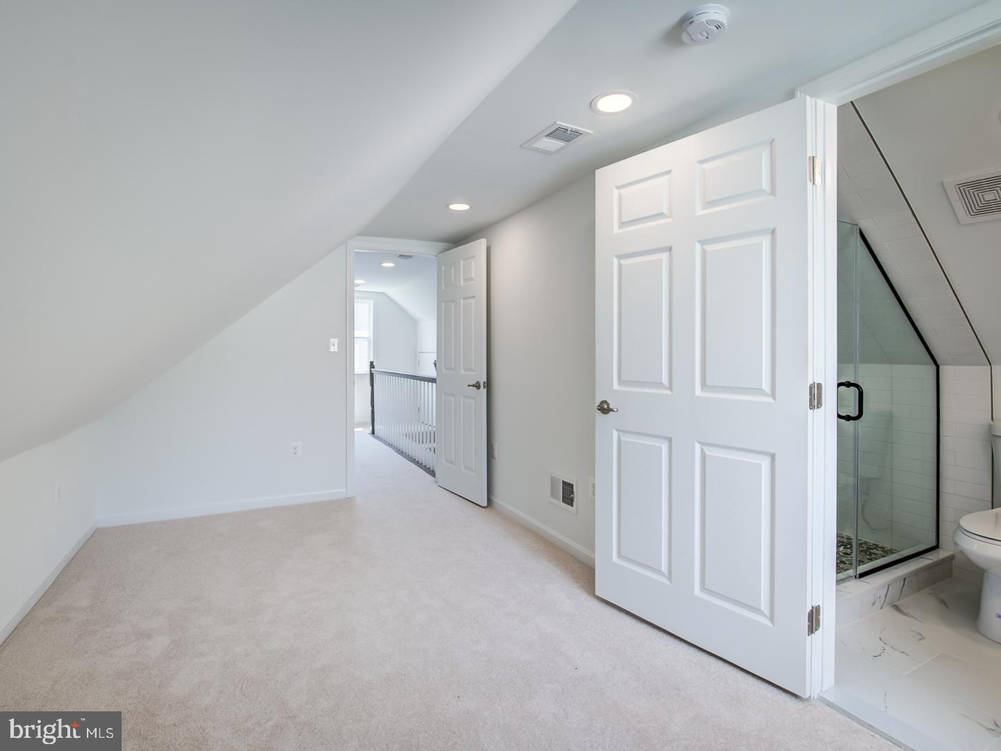 MANASSAS PARK - Residential