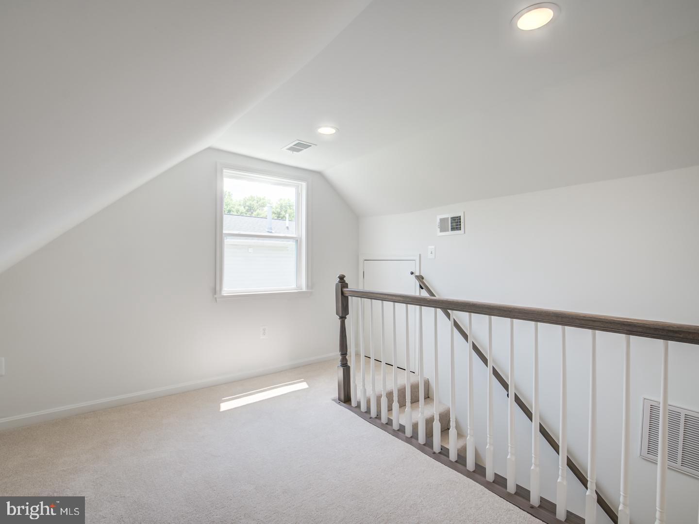 MANASSAS PARK - Residential