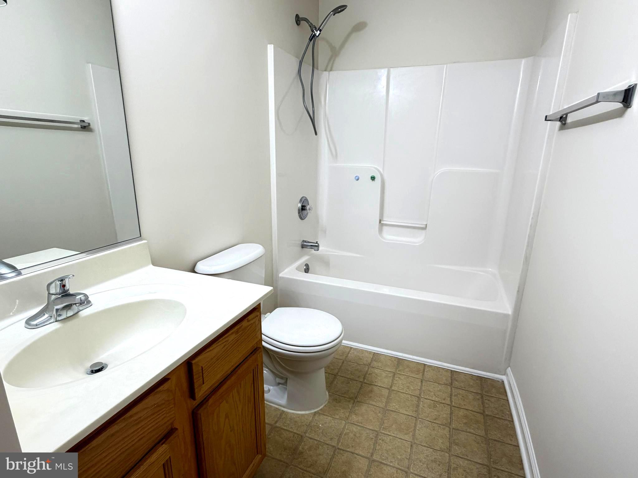 TOWNES AT EASTSIDE VILLG - Residential Lease