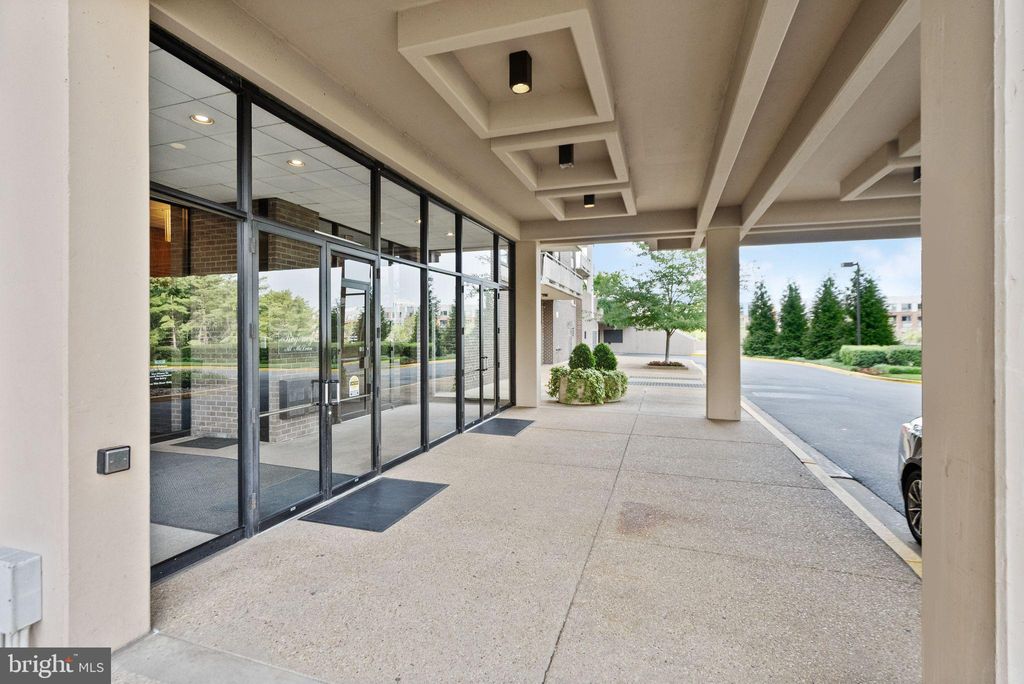 Photo of 1800 Old Meadow Road #1204, MCLEAN, VA 22102 (MLS # VAFX2295030)