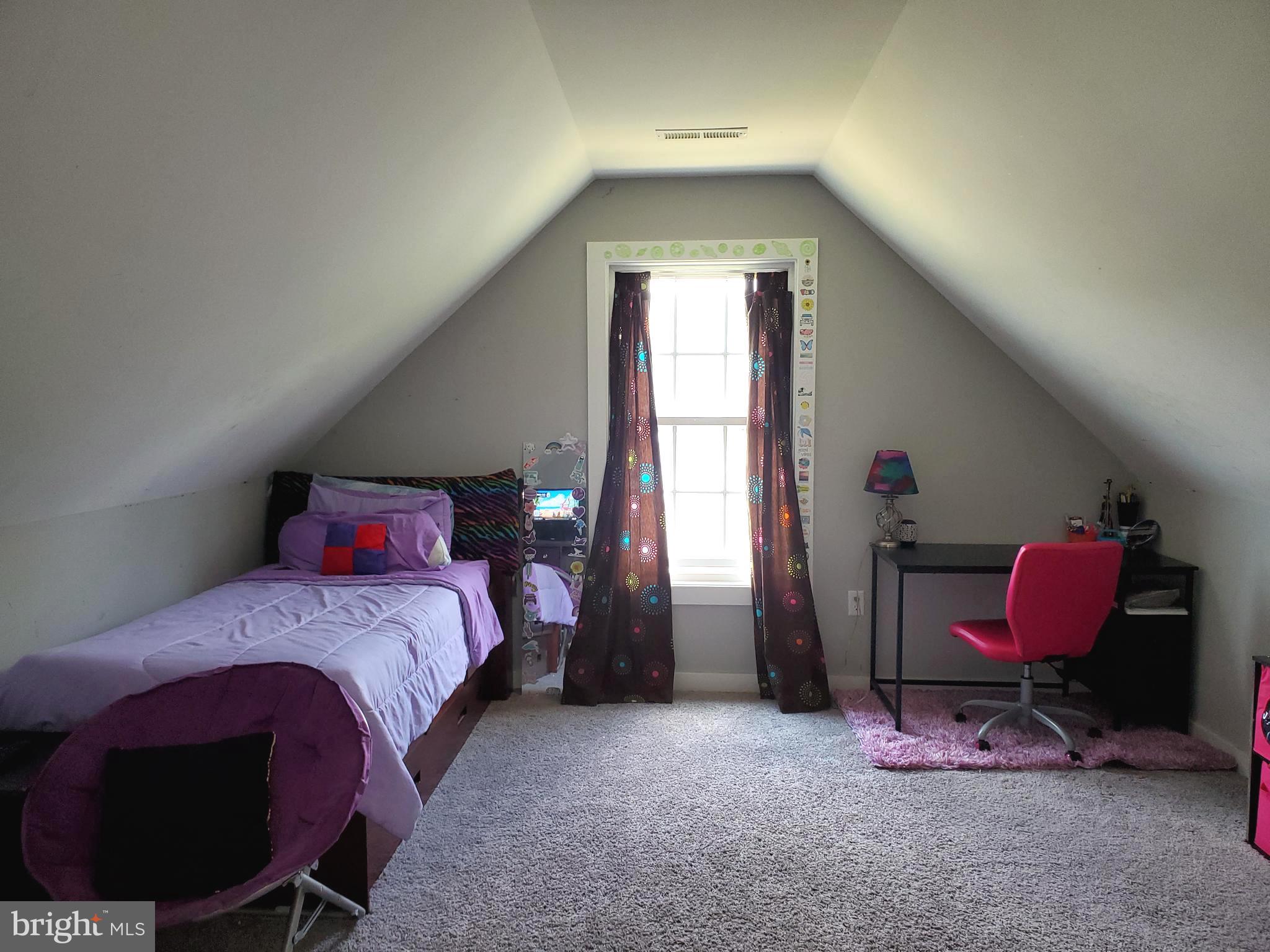 PEBBLE RIDGE - Residential