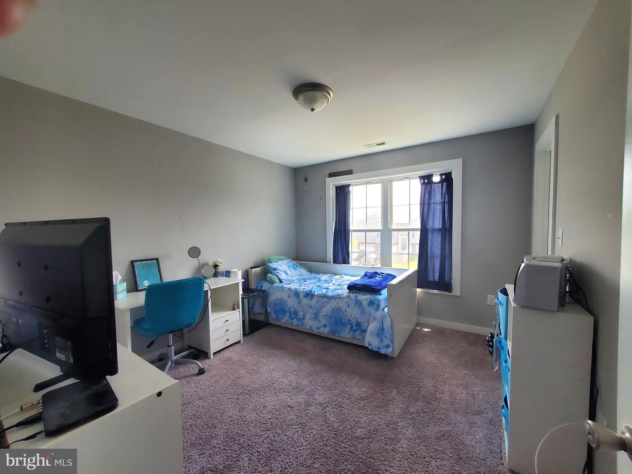 PEBBLE RIDGE - Residential