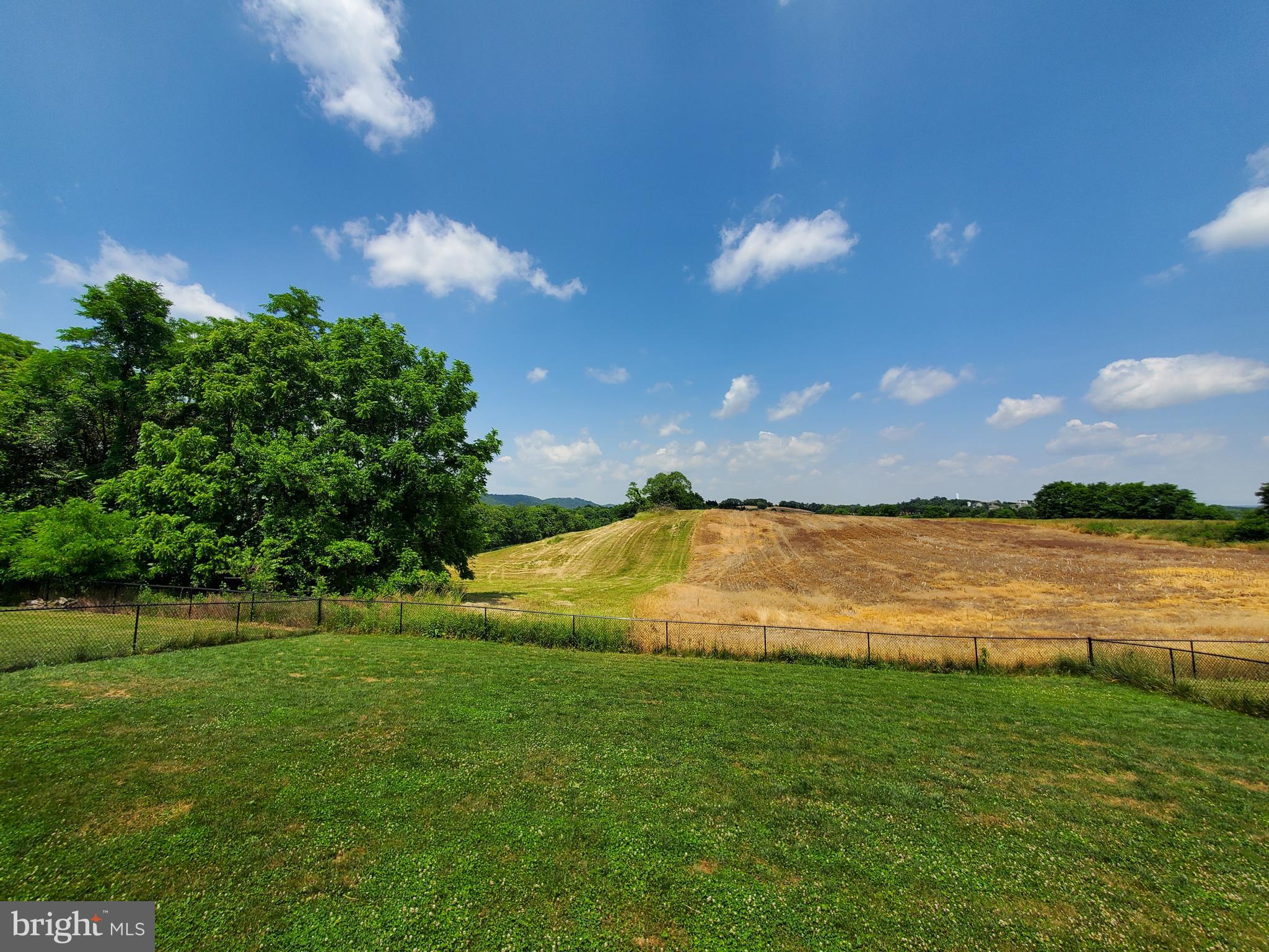 PEBBLE RIDGE - Residential