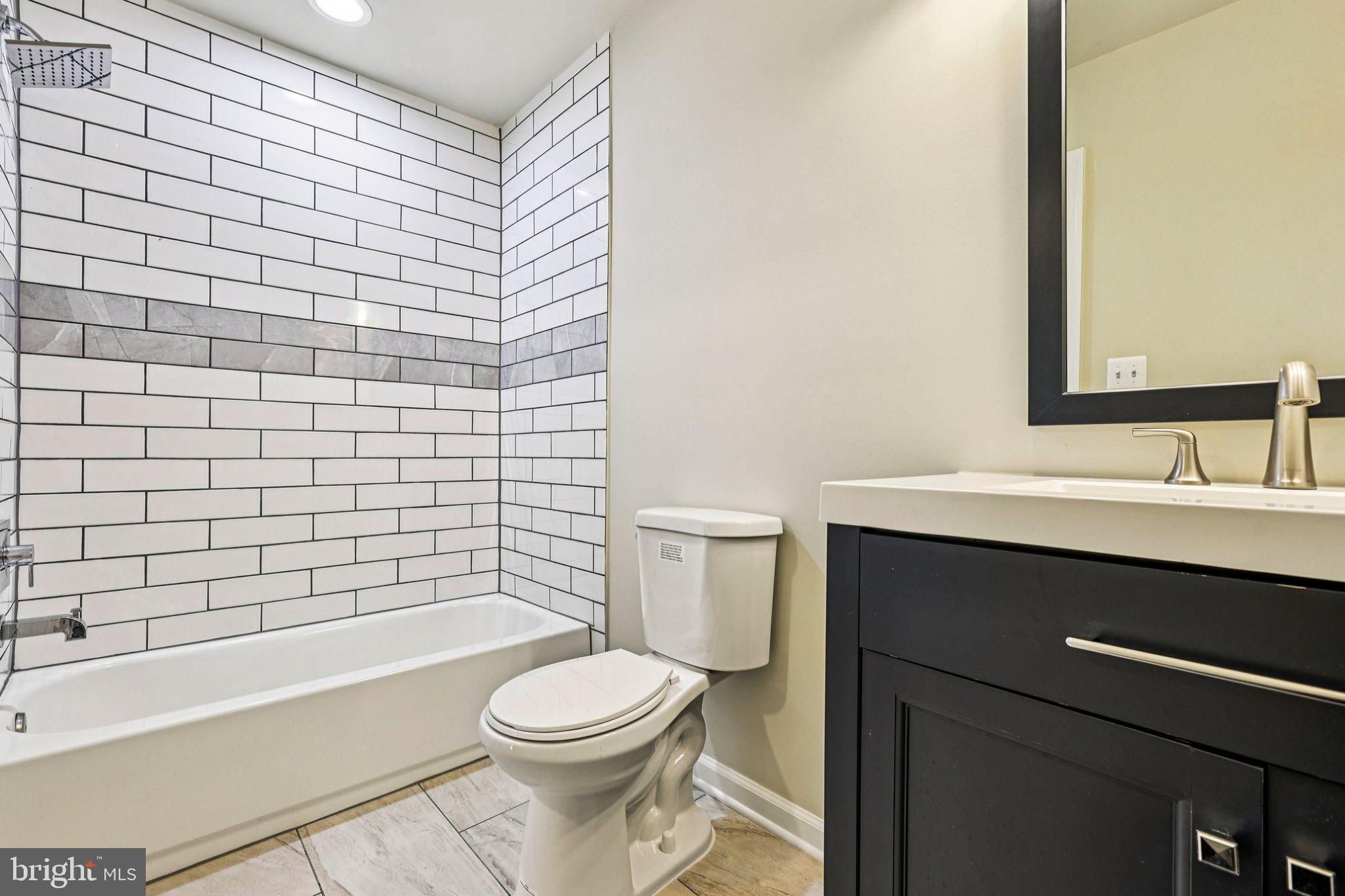 LAKE ARROWHEAD - Residential