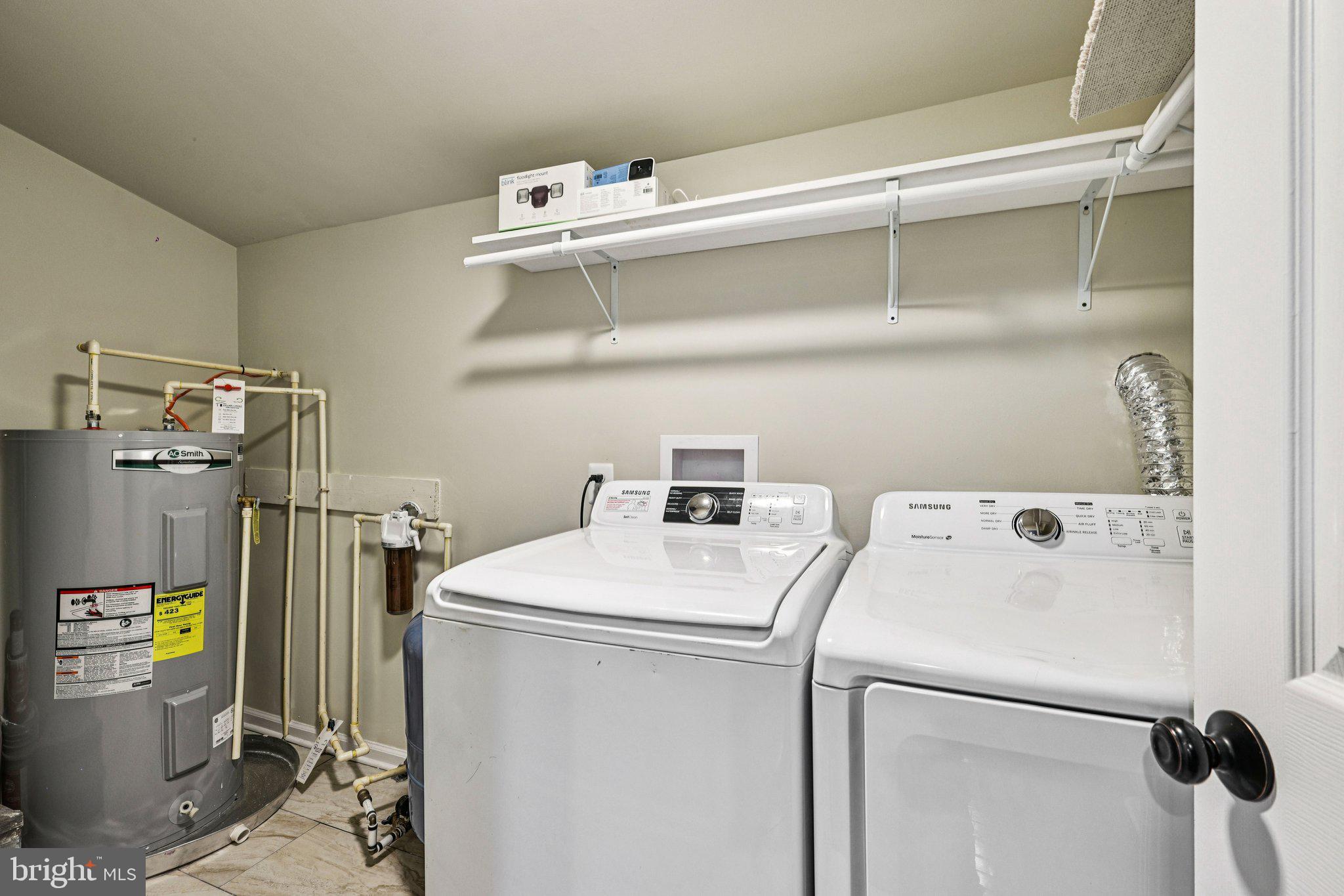 LAKE ARROWHEAD - Residential