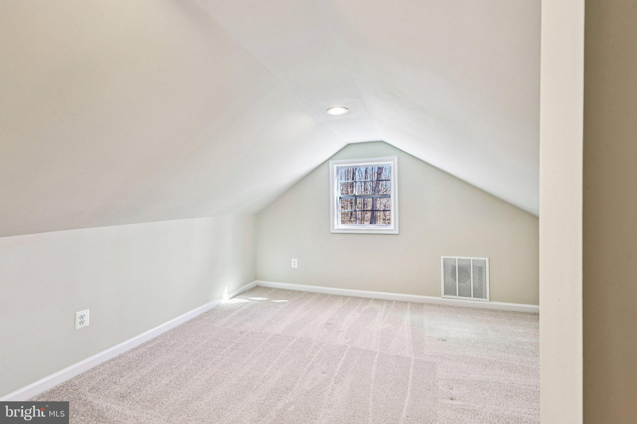 LAKE ARROWHEAD - Residential