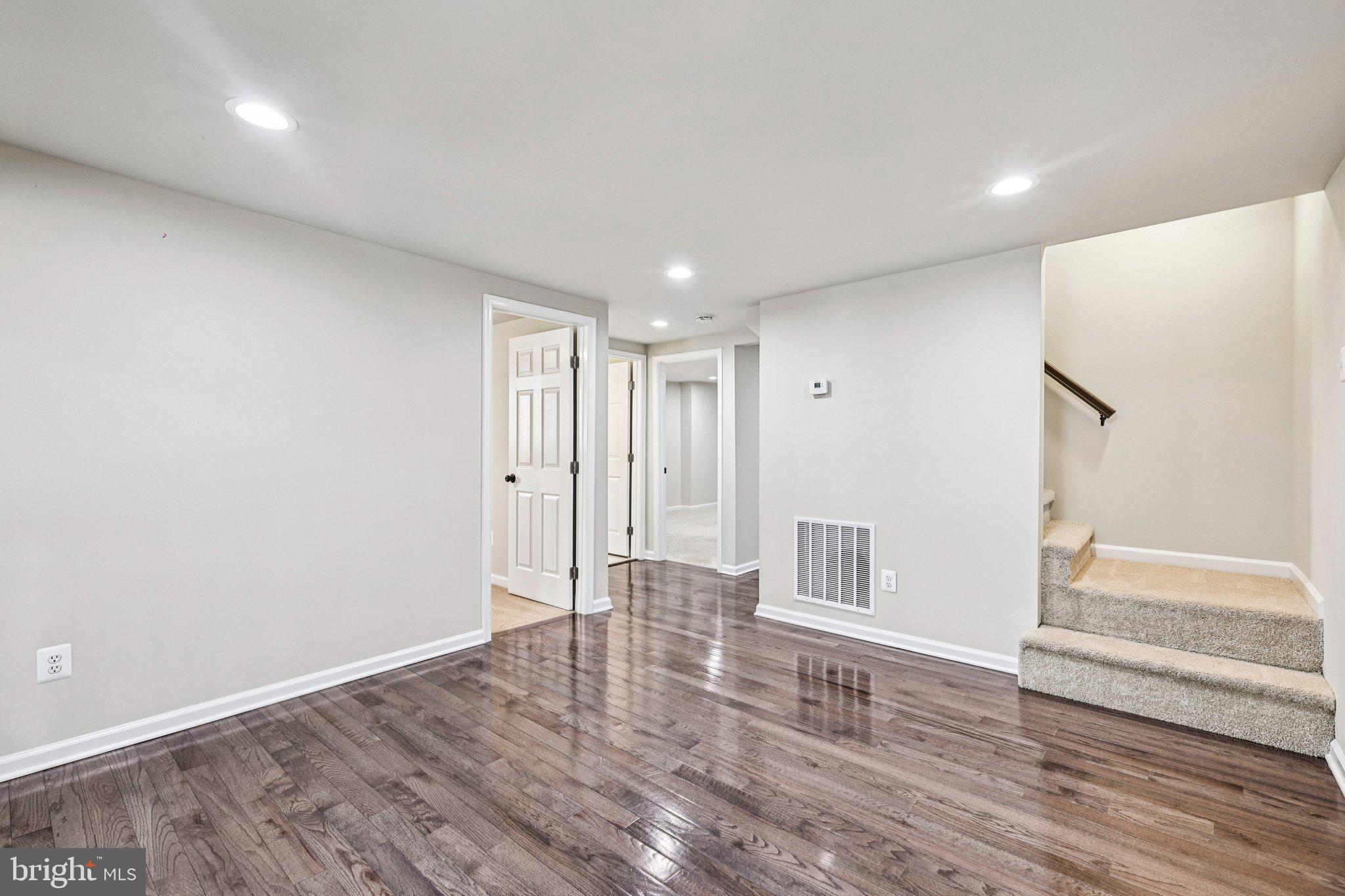 LAKE ARROWHEAD - Residential