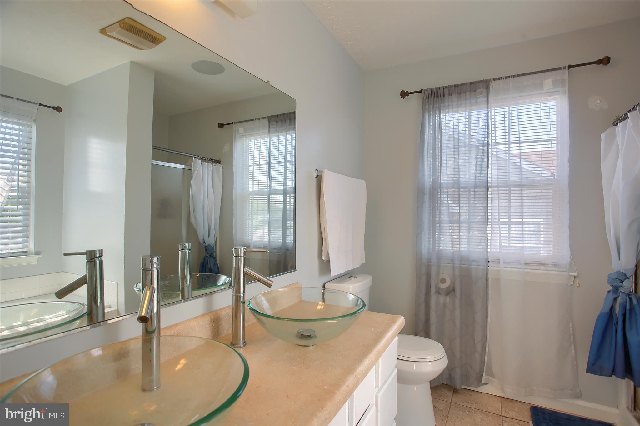 COUNTRY RIDGE - Residential