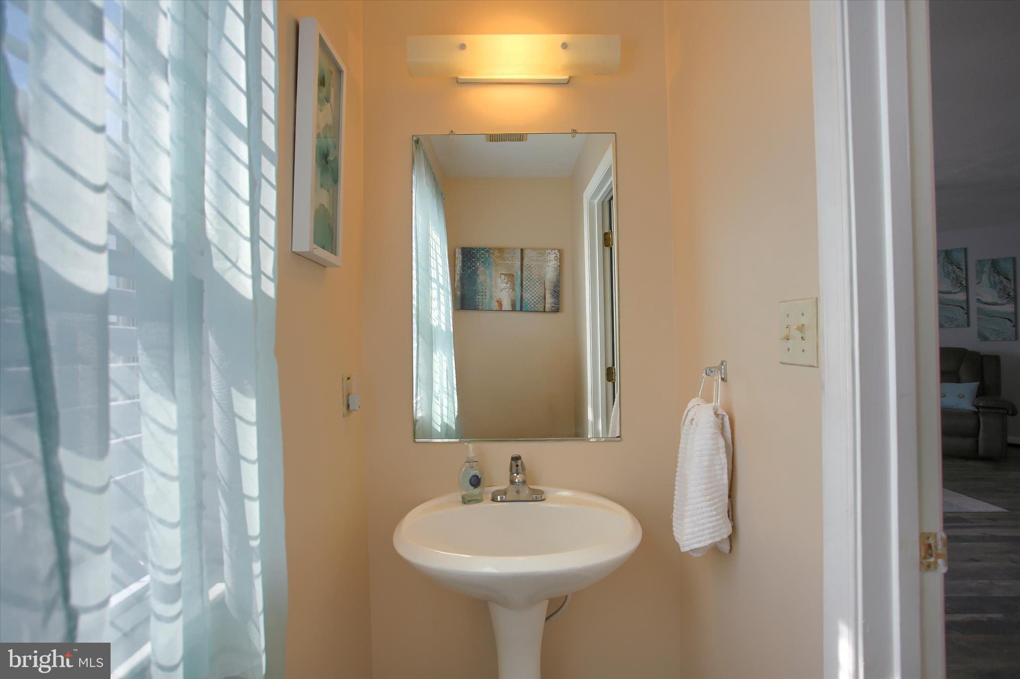 COUNTRY RIDGE - Residential