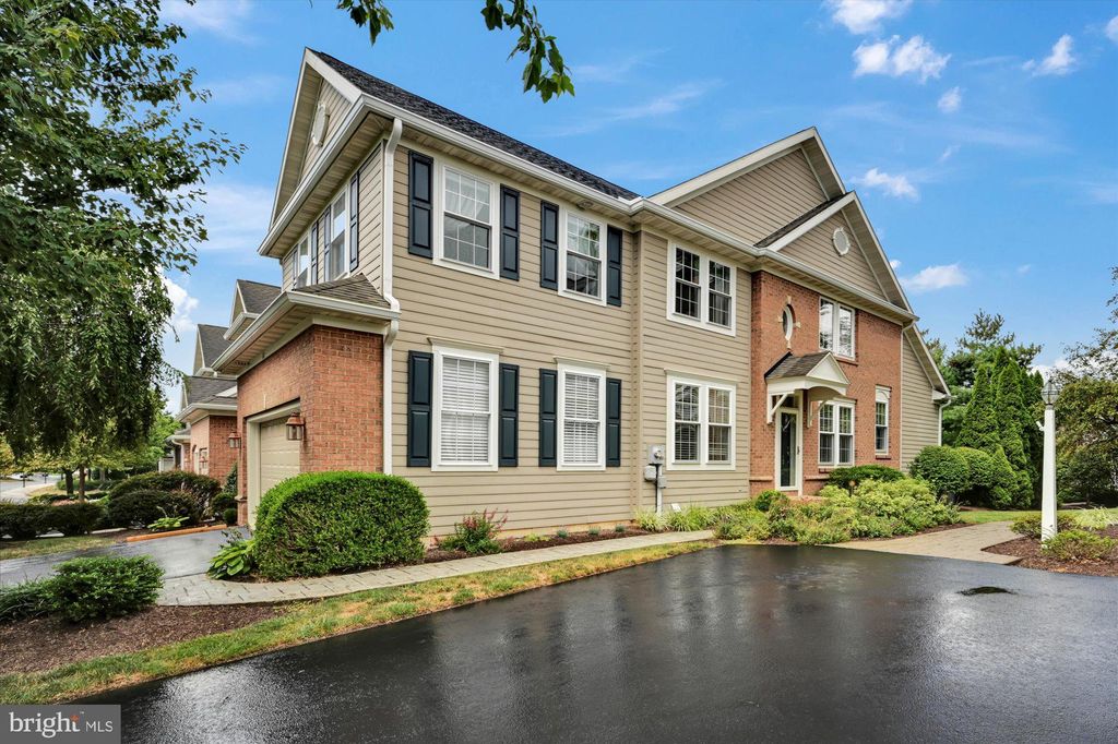 Photo of 621 NORTHFIELD ROAD, LITITZ, PA 17543 (MLS # PALA2023910)