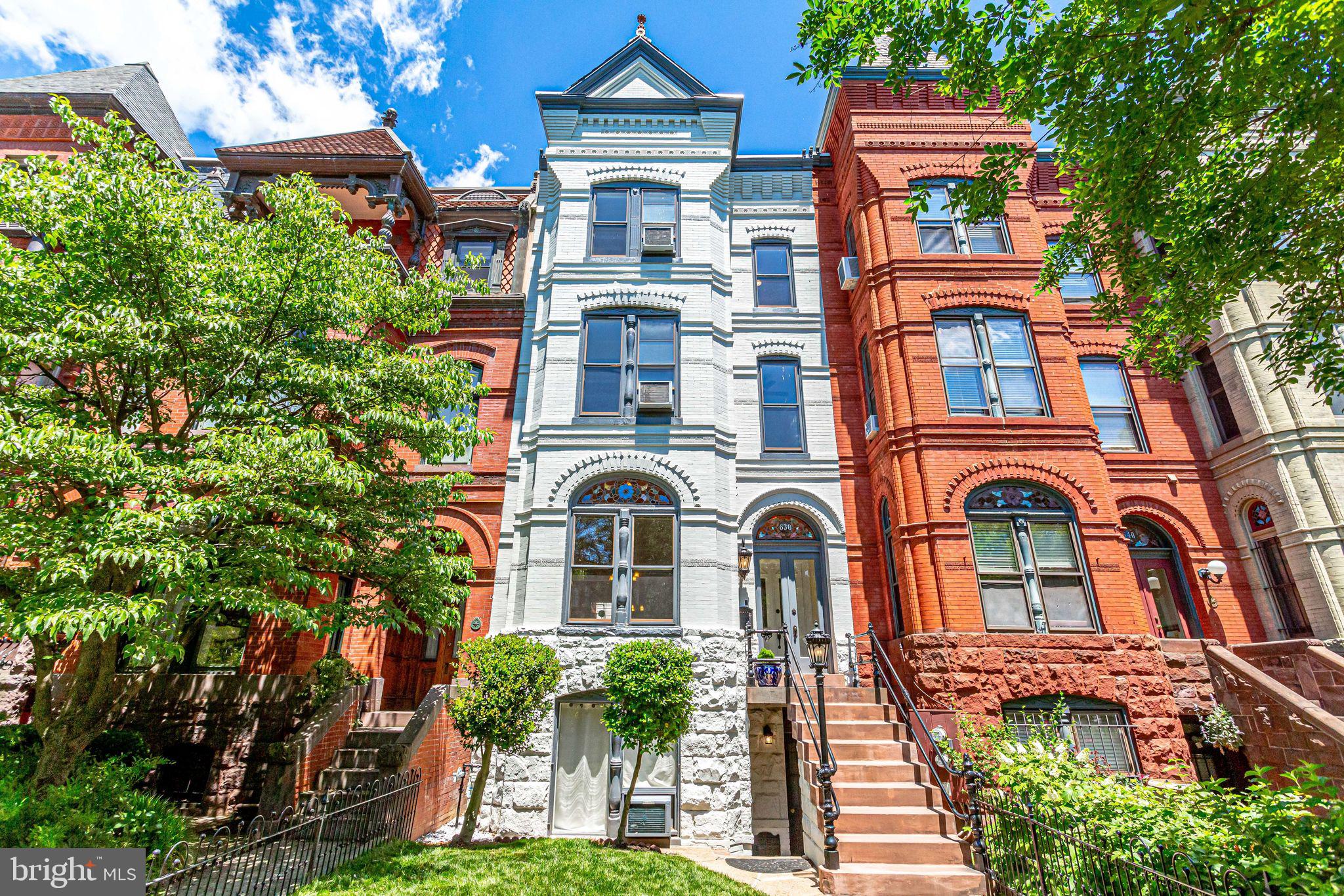 CAPITOL HILL - Residential