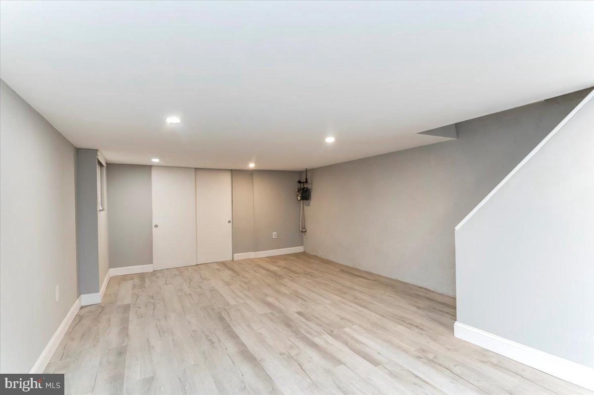 COBBS CREEK - Residential