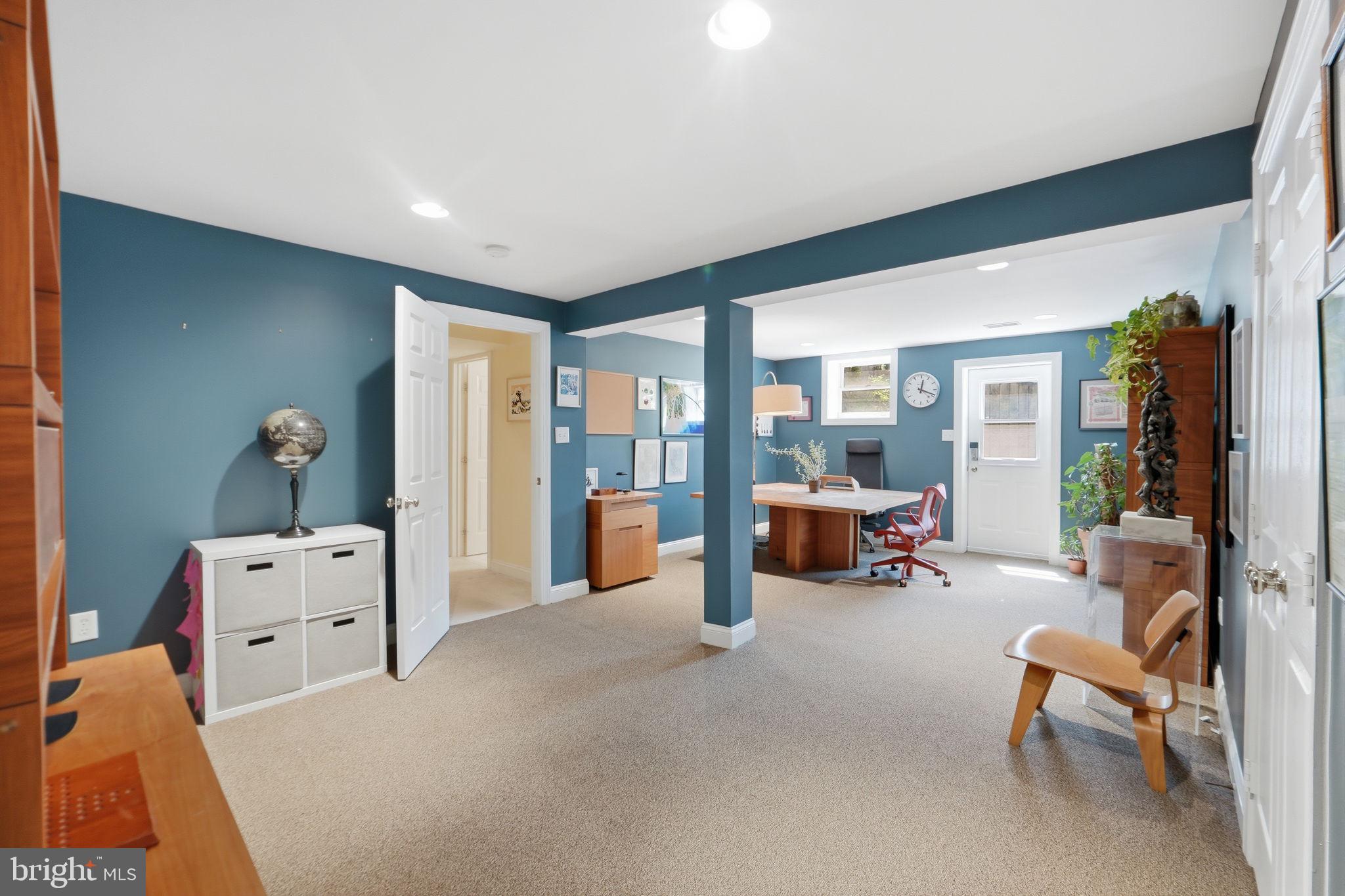 LORCOM GROVE - Residential