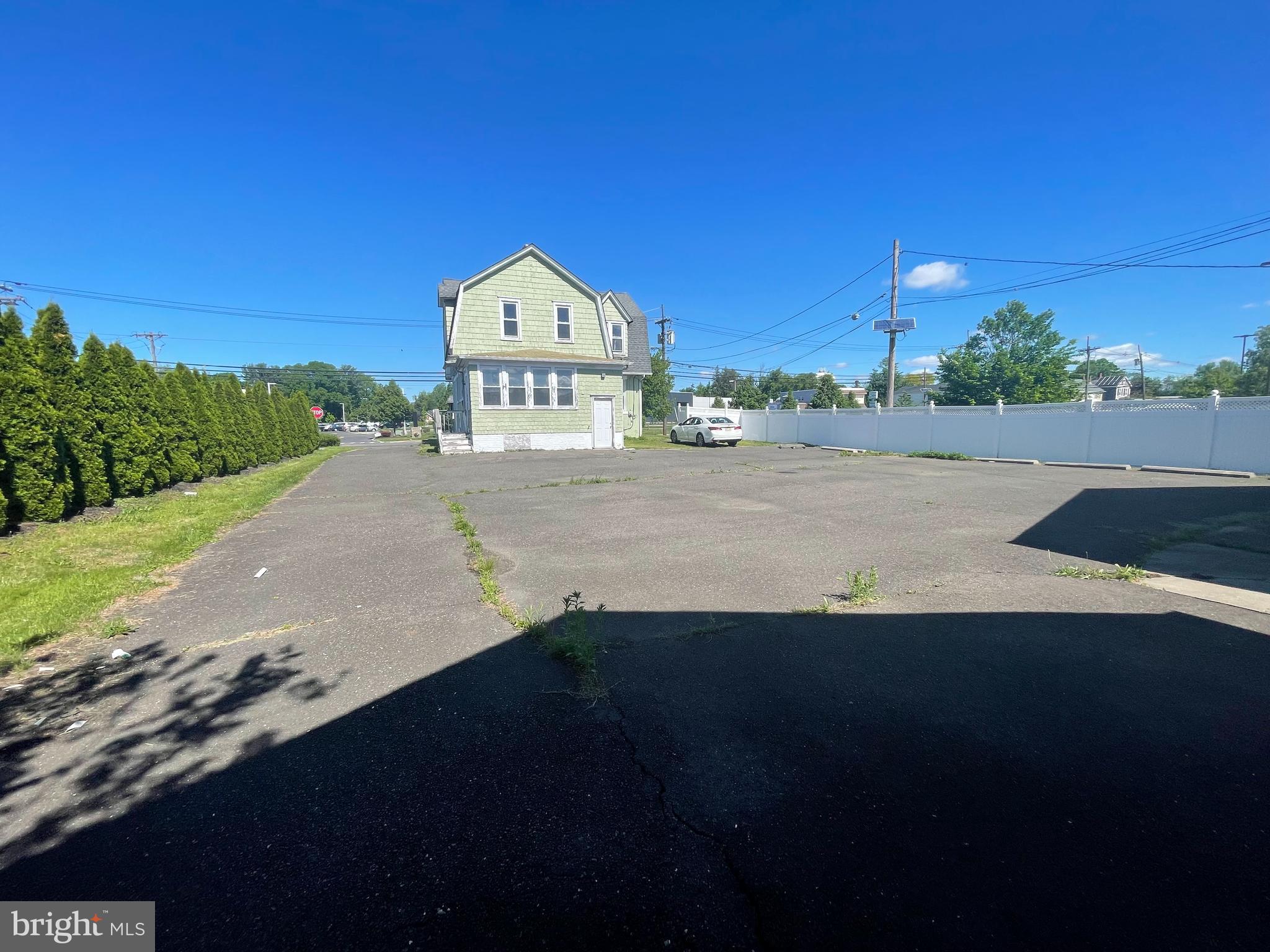 2607 WHITEHORSE-HAMILTON SQUARE