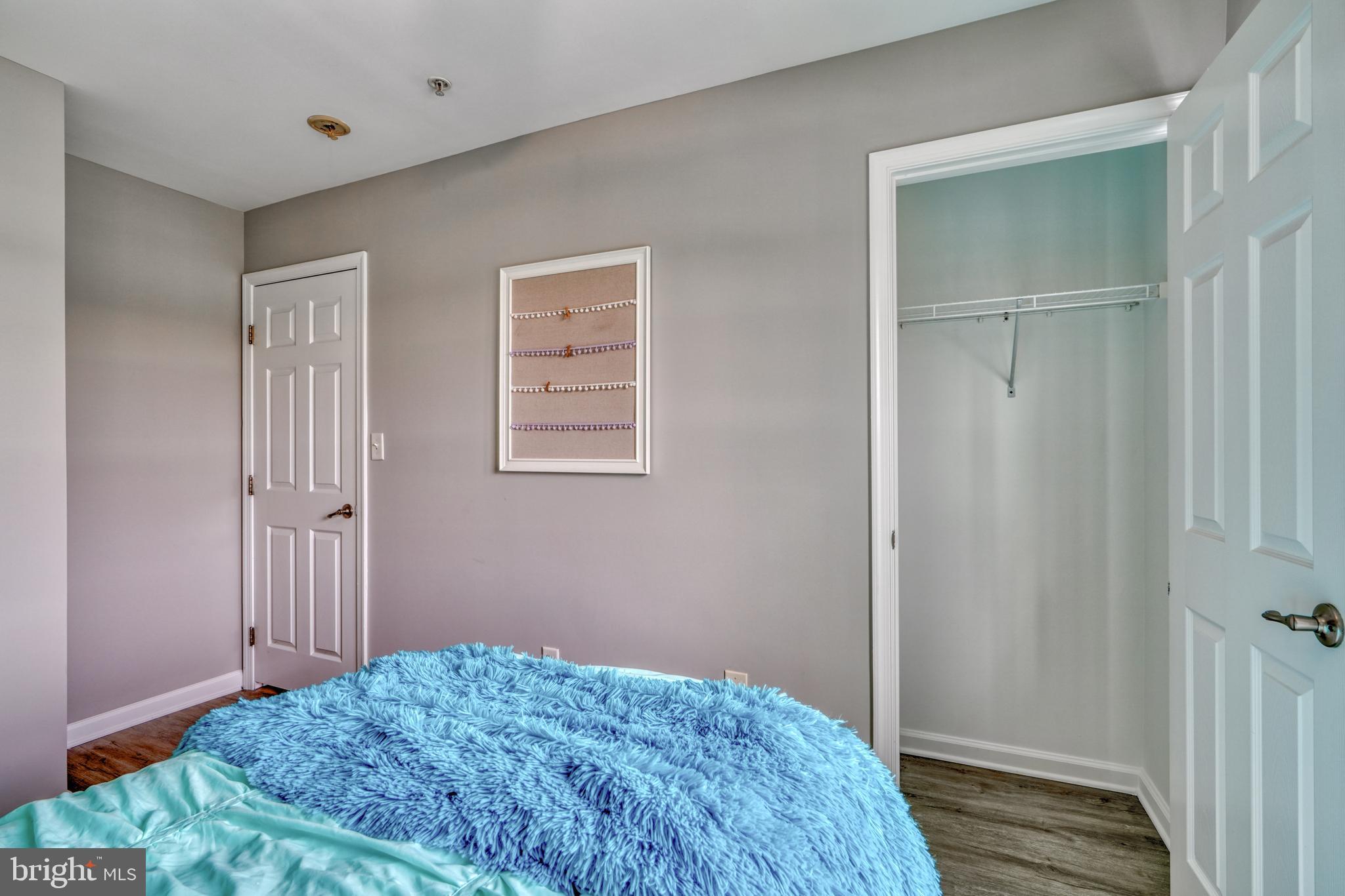 VILLAGE TOWNS - Residential