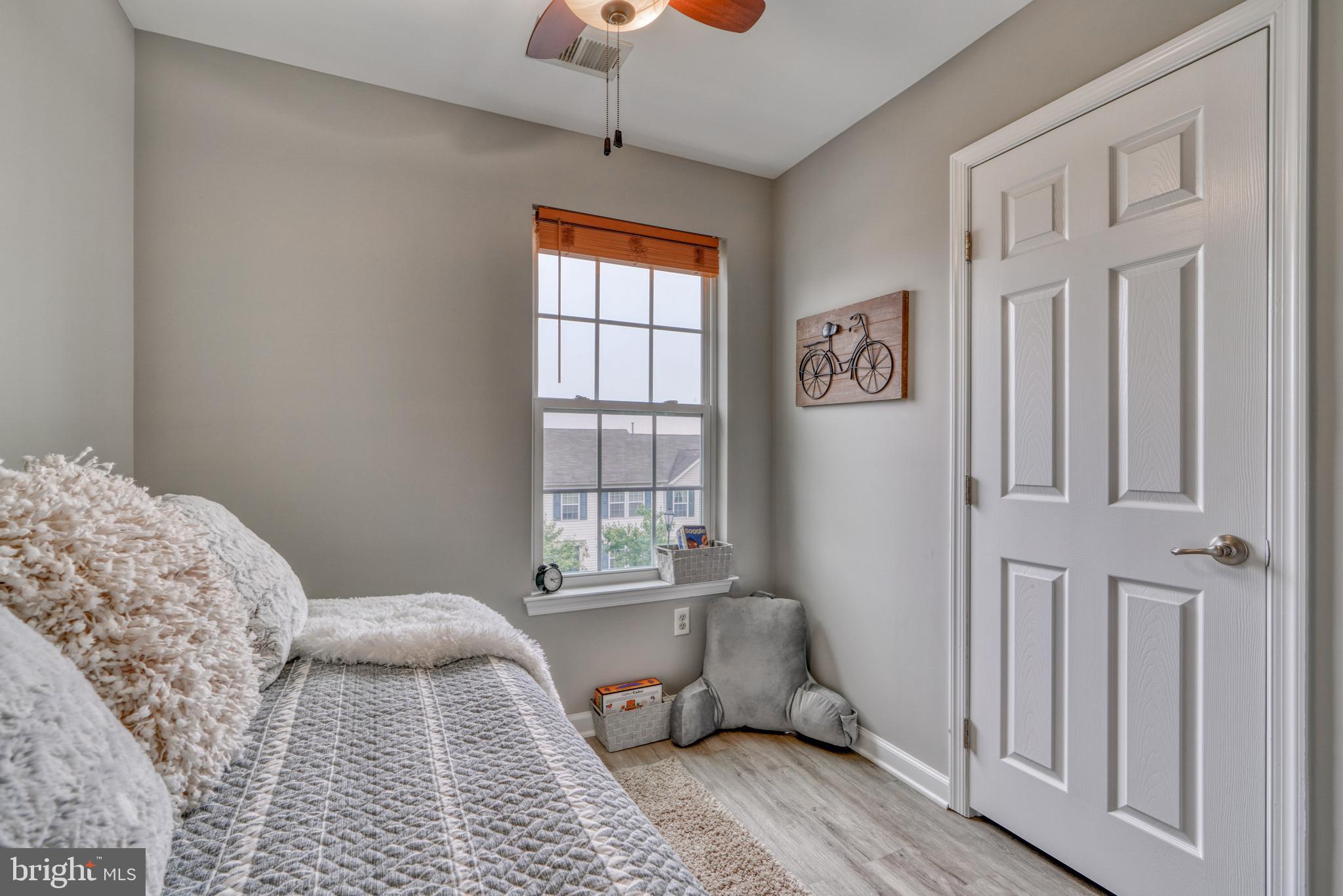 VILLAGE TOWNS - Residential