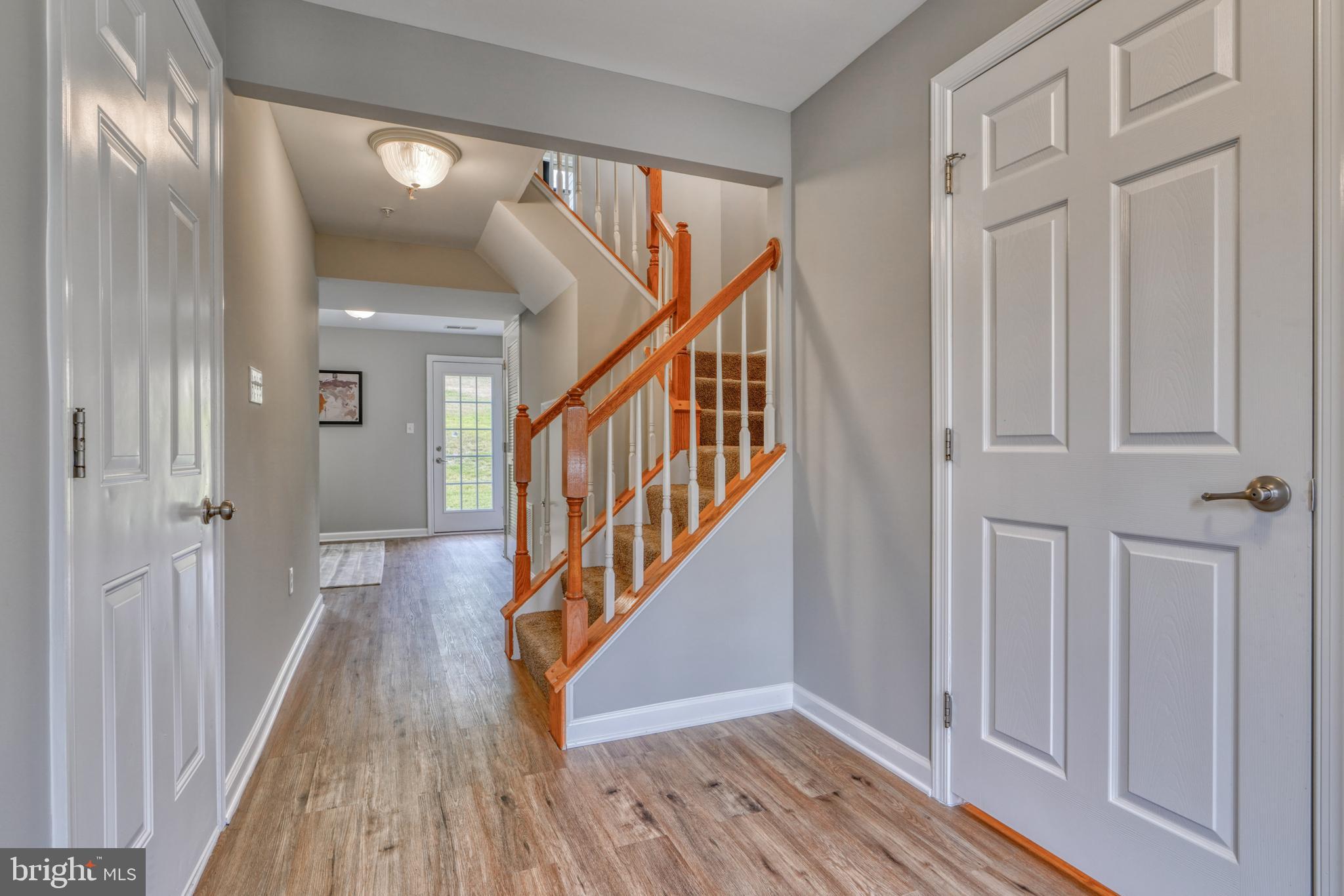 VILLAGE TOWNS - Residential