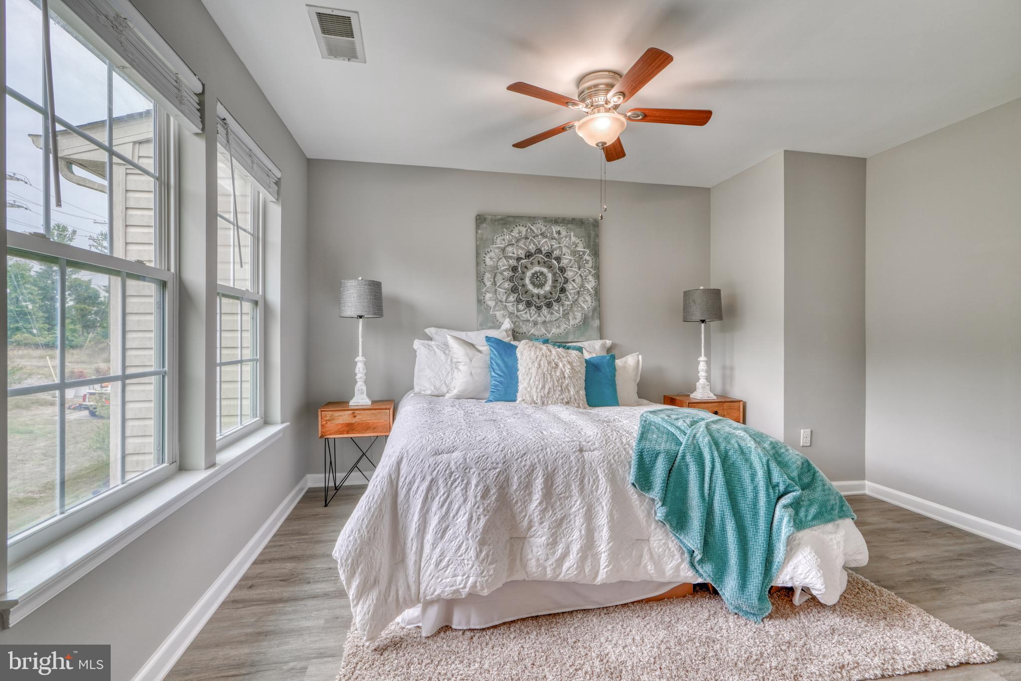 VILLAGE TOWNS - Residential