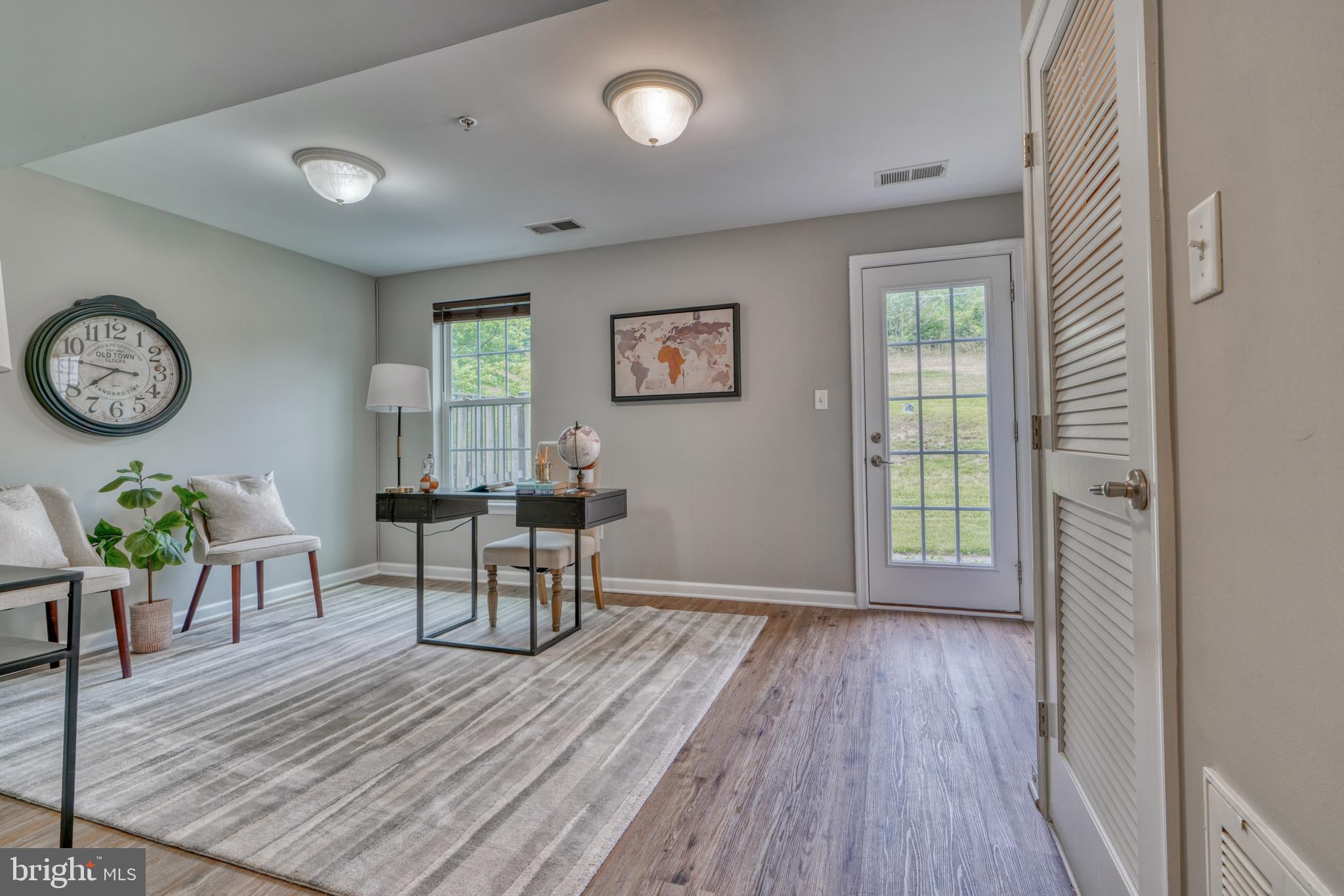 VILLAGE TOWNS - Residential