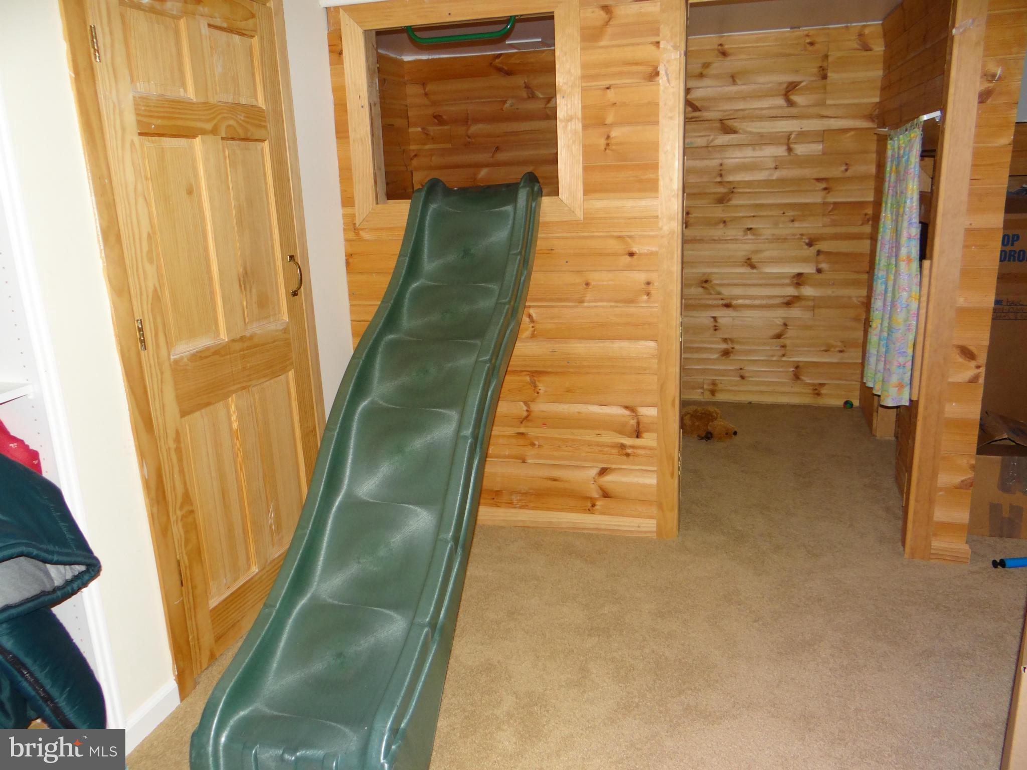 WESTWOOD MANOR - Residential Lease