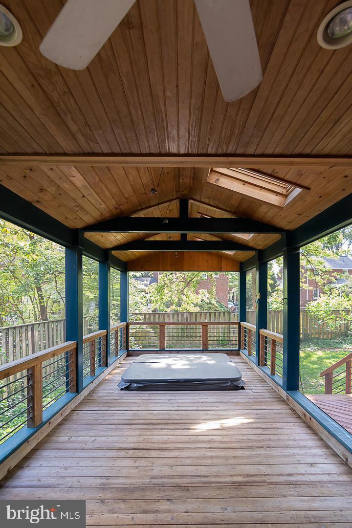 ARLINGTON HEIGHTS - Residential Lease