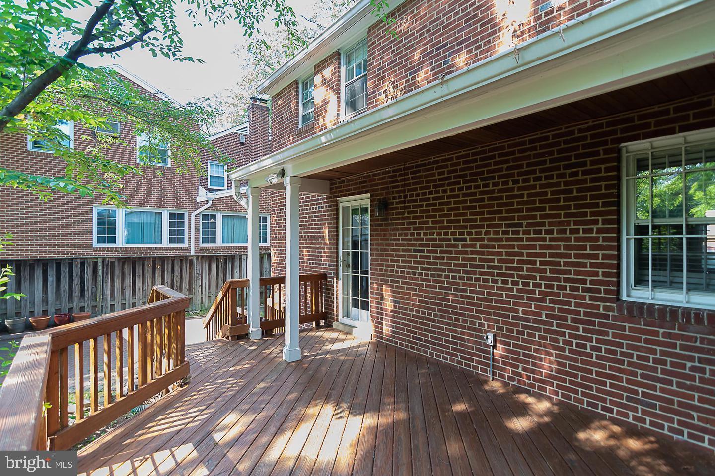 ARLINGTON HEIGHTS - Residential Lease