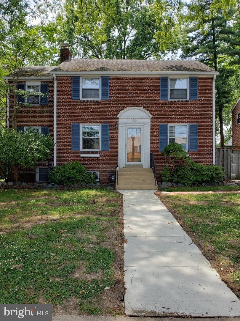 ARLINGTON HEIGHTS - Residential Lease