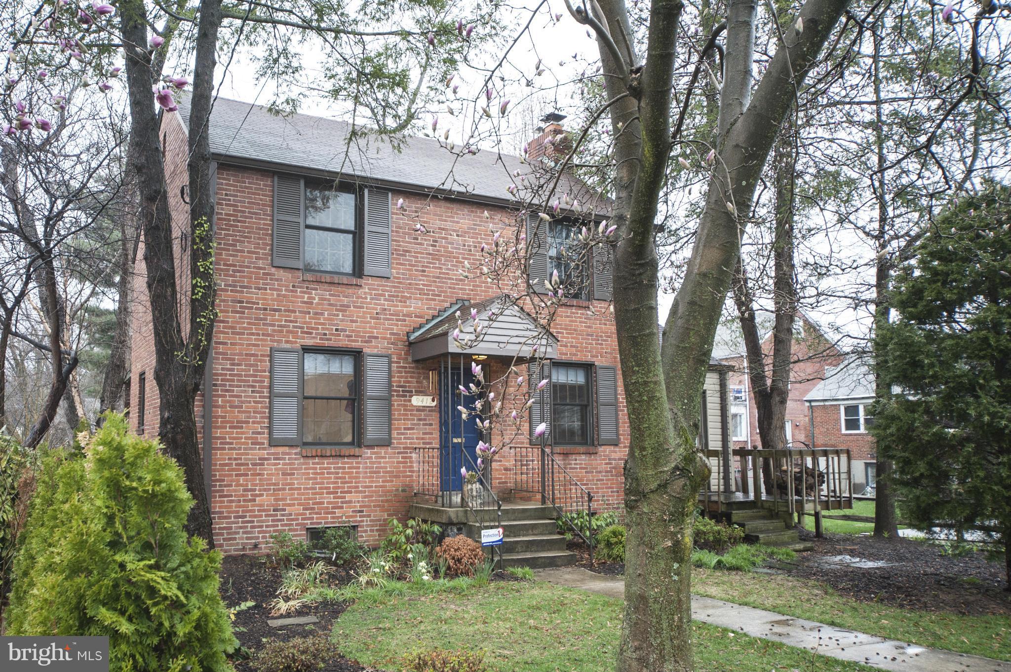 Renovated 3BR/2BA brick Colonial. Open Din Rm/Gourmet Kitchen w SS appliances, carrera marble cts, breakfast bar, slate floors. Liv Rm w/ wood burning fireplace and adjoining sun room. 3 bedrooms upstairs with full bath. Spacious walk-out LL features Rec Rm, bonus Rm, large utility Rm and full bath. Convenient location near neighborhood park, YMCA, commuter routes, 495, downtown Silver Spring.