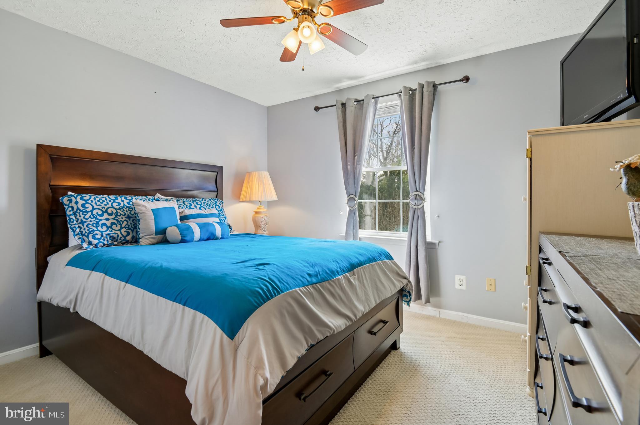 HILLCREST MANOR - Residential