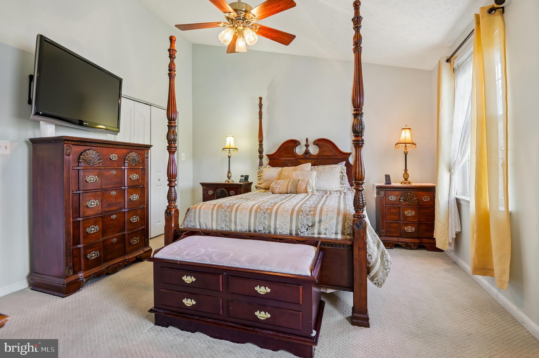 HILLCREST MANOR - Residential