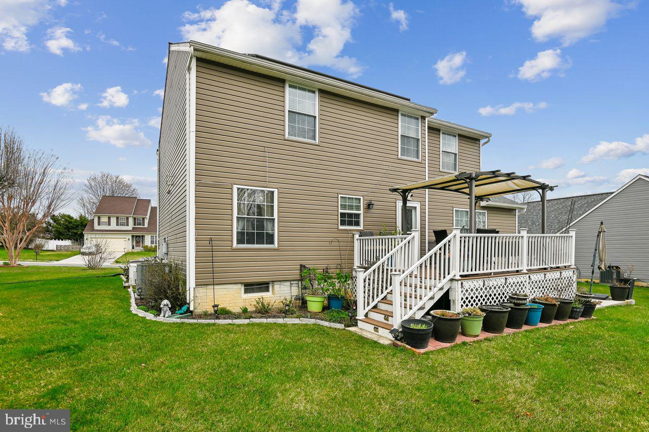 HILLCREST MANOR - Residential