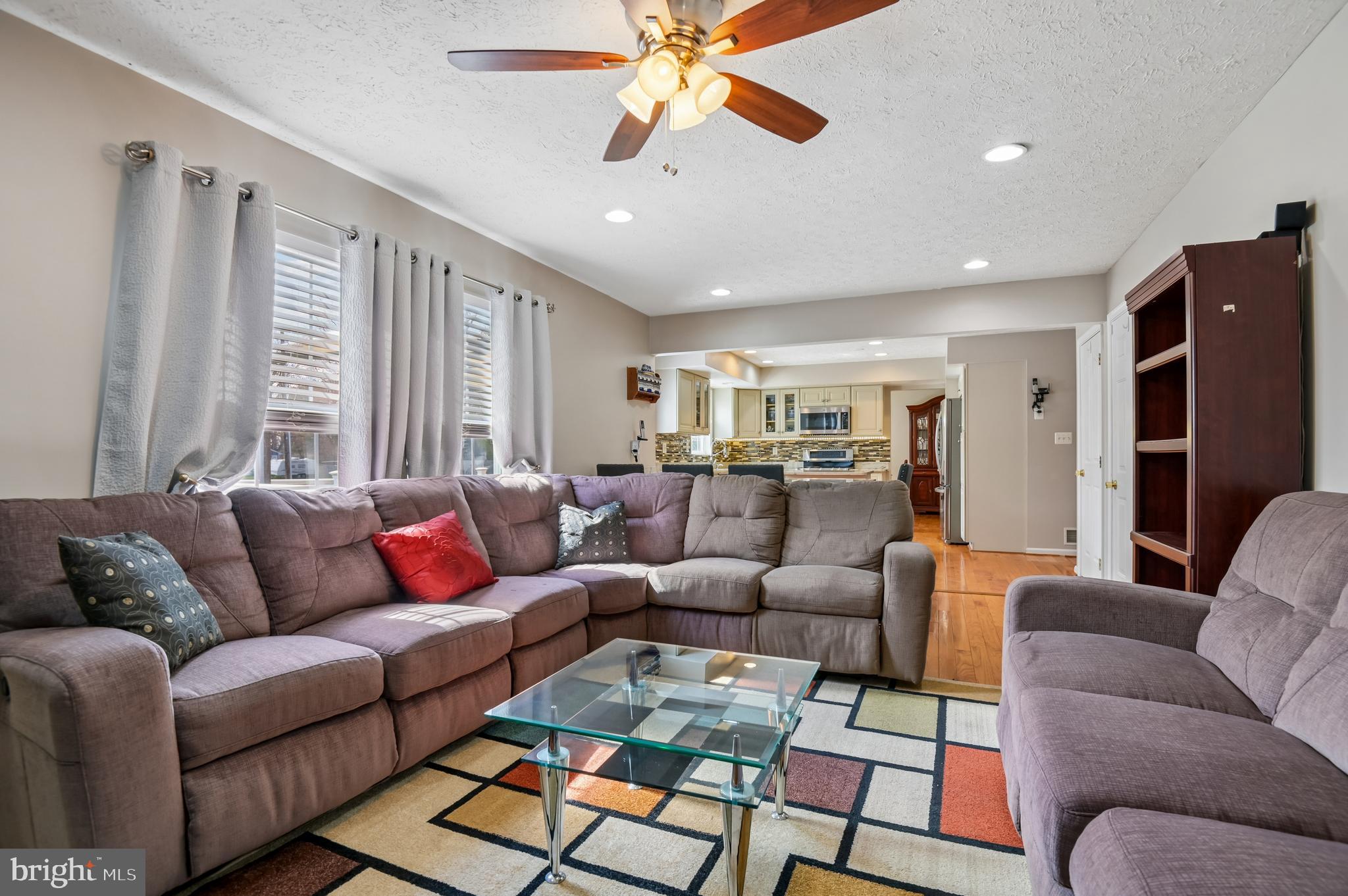 HILLCREST MANOR - Residential