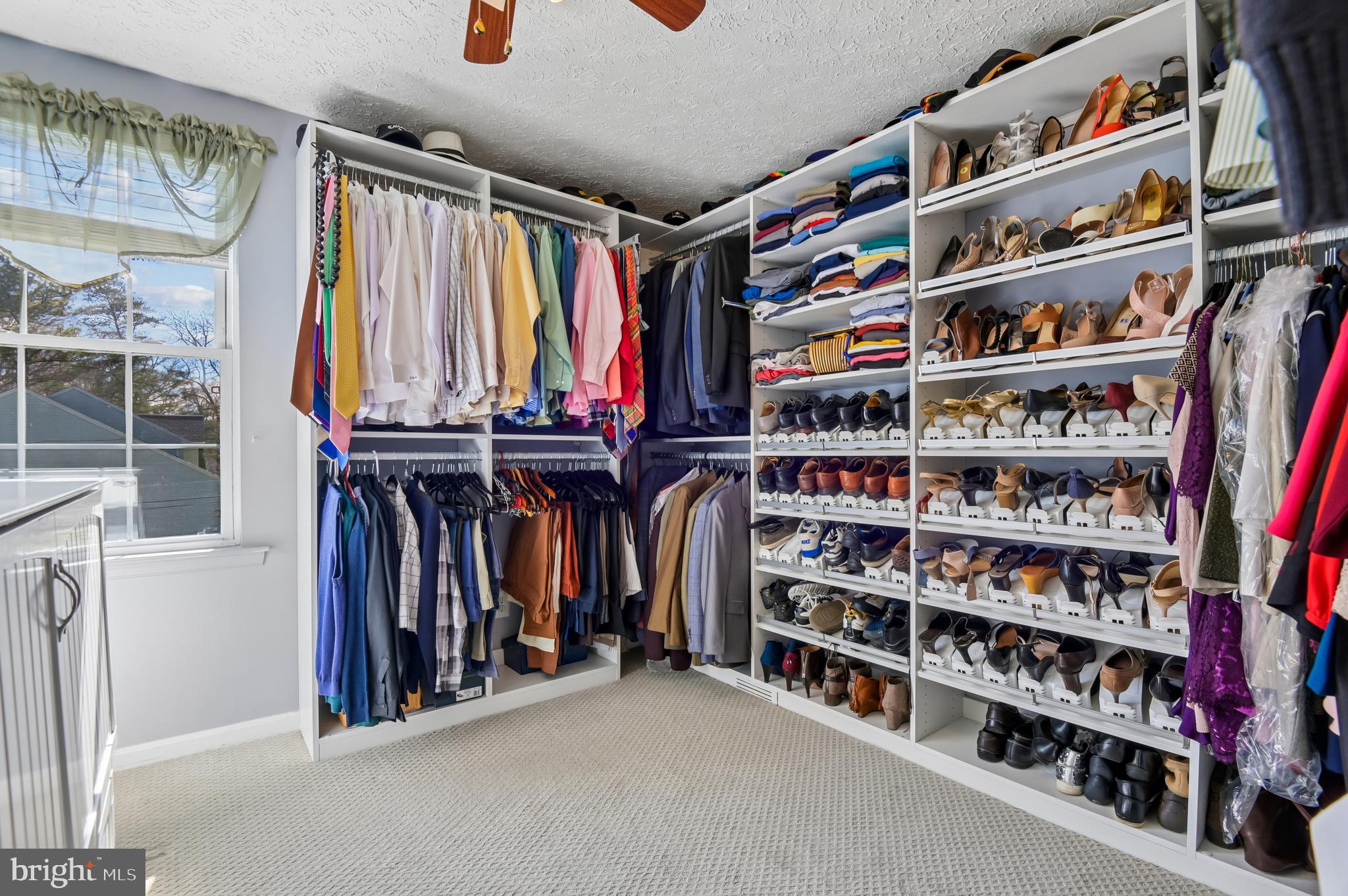 HILLCREST MANOR - Residential