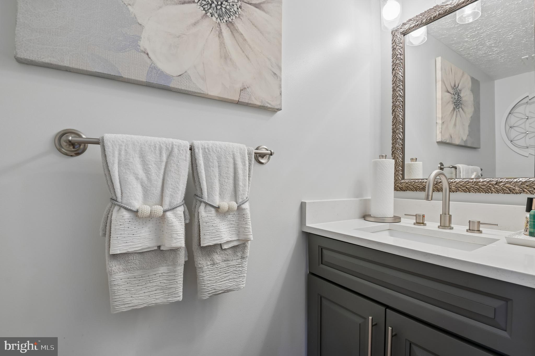 HILLCREST MANOR - Residential