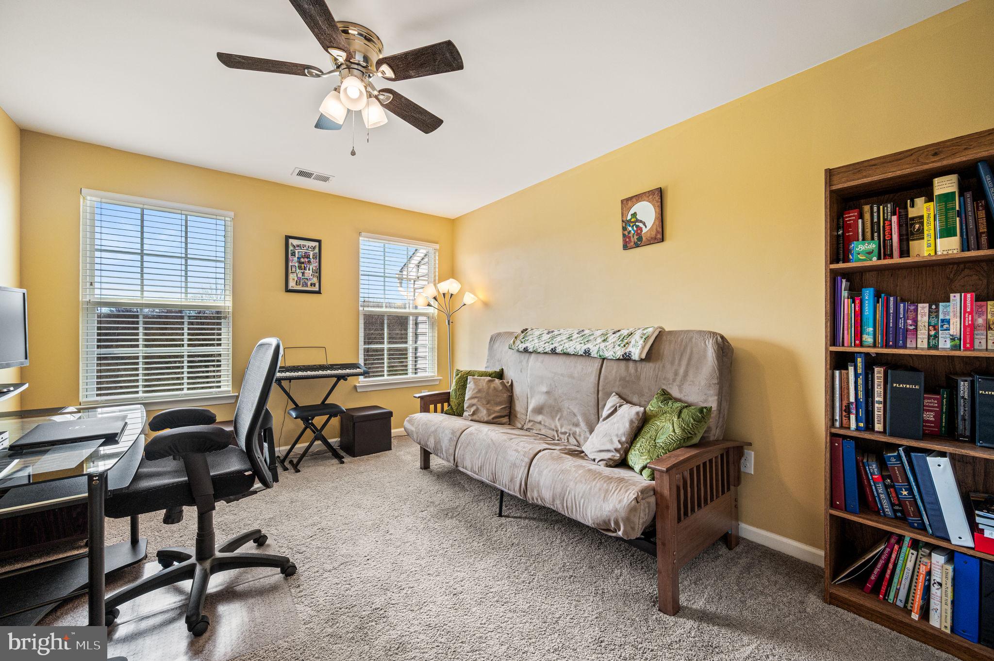 MONTGOMERY SQUARE - Residential