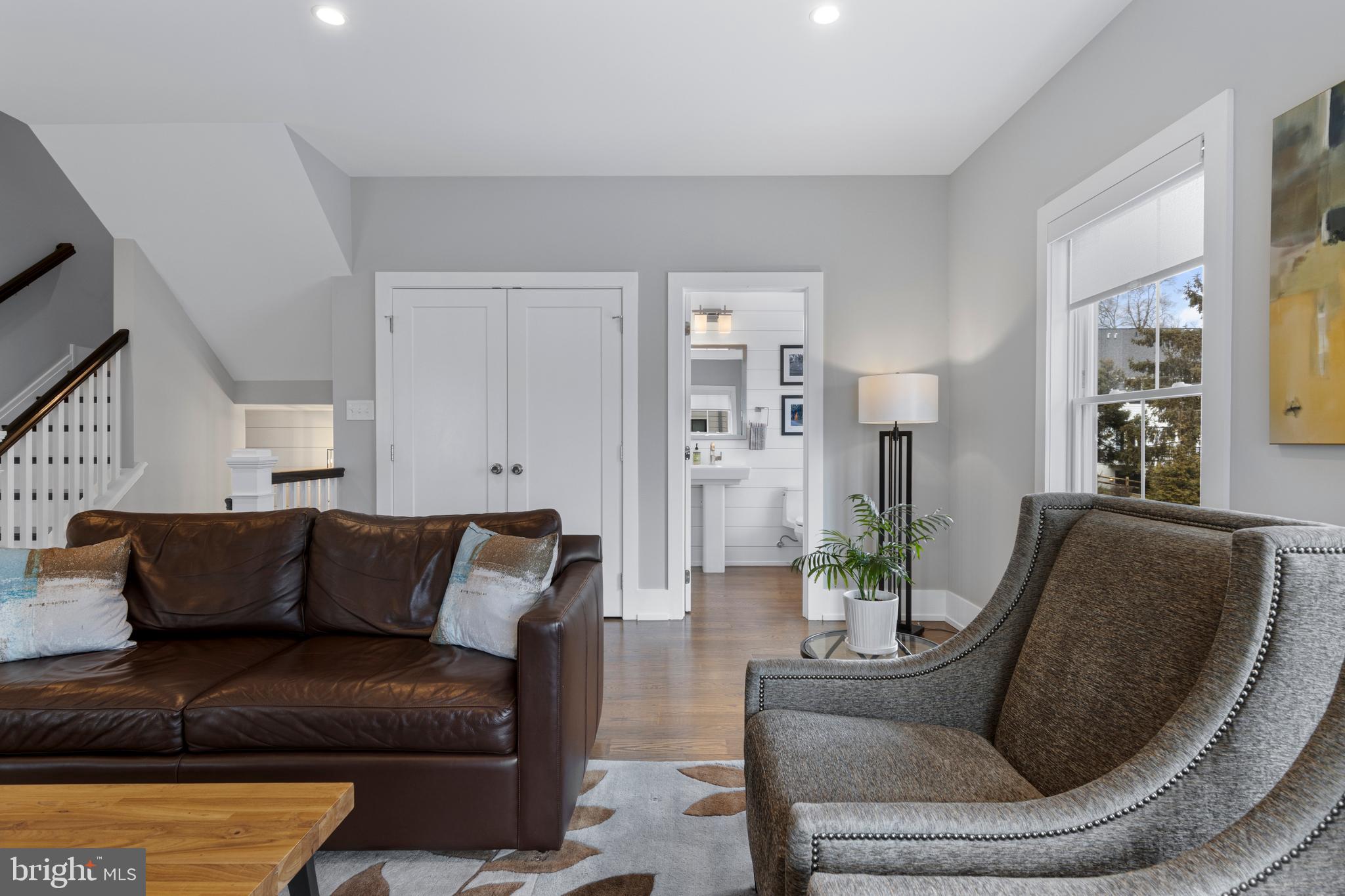 NARBERTH - Residential