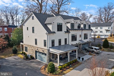 24 PRICE AVENUE 1 NARBERTH PA 19072