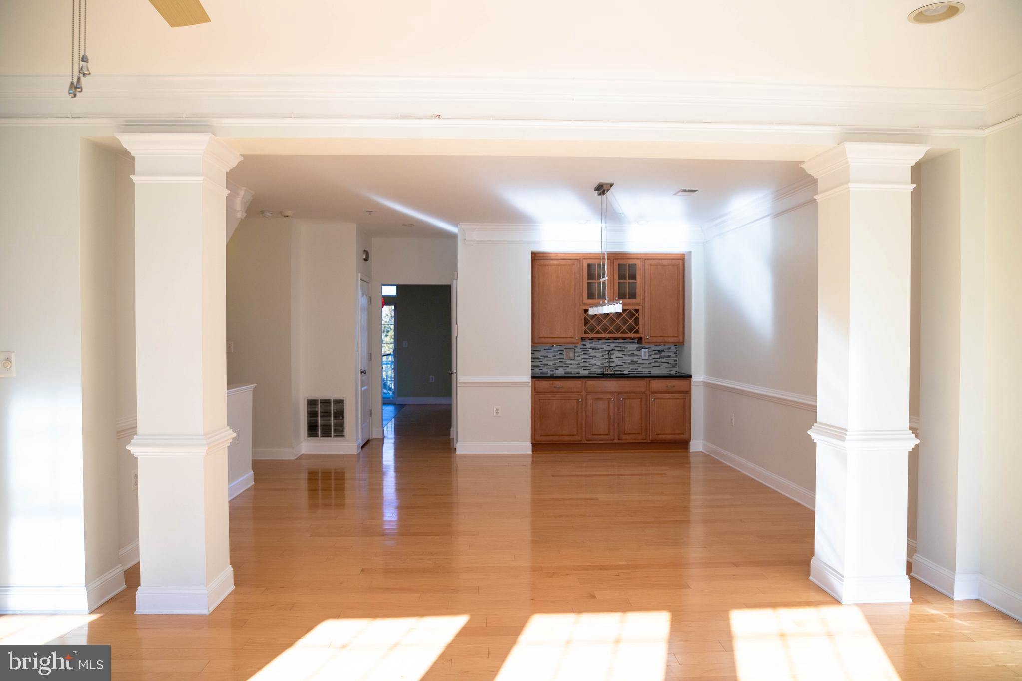 KENTLANDS - Residential Lease