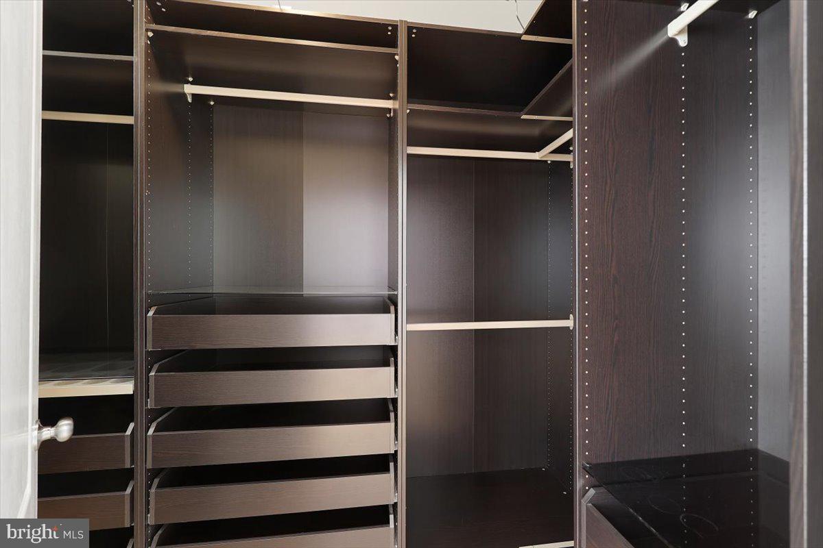 KENTLANDS - Residential Lease