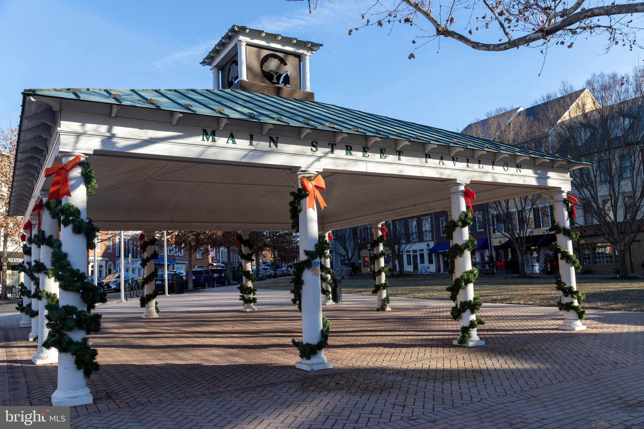 KENTLANDS - Residential Lease