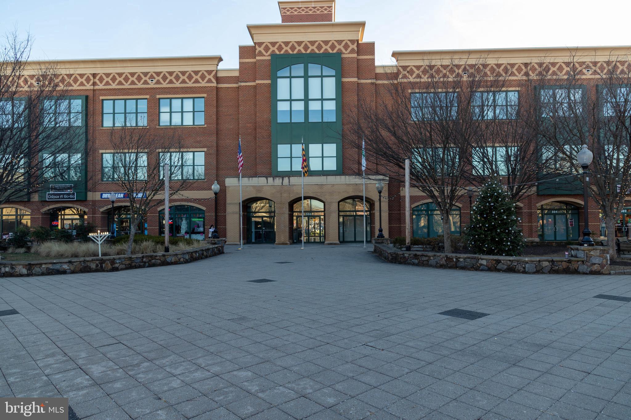 KENTLANDS - Residential Lease