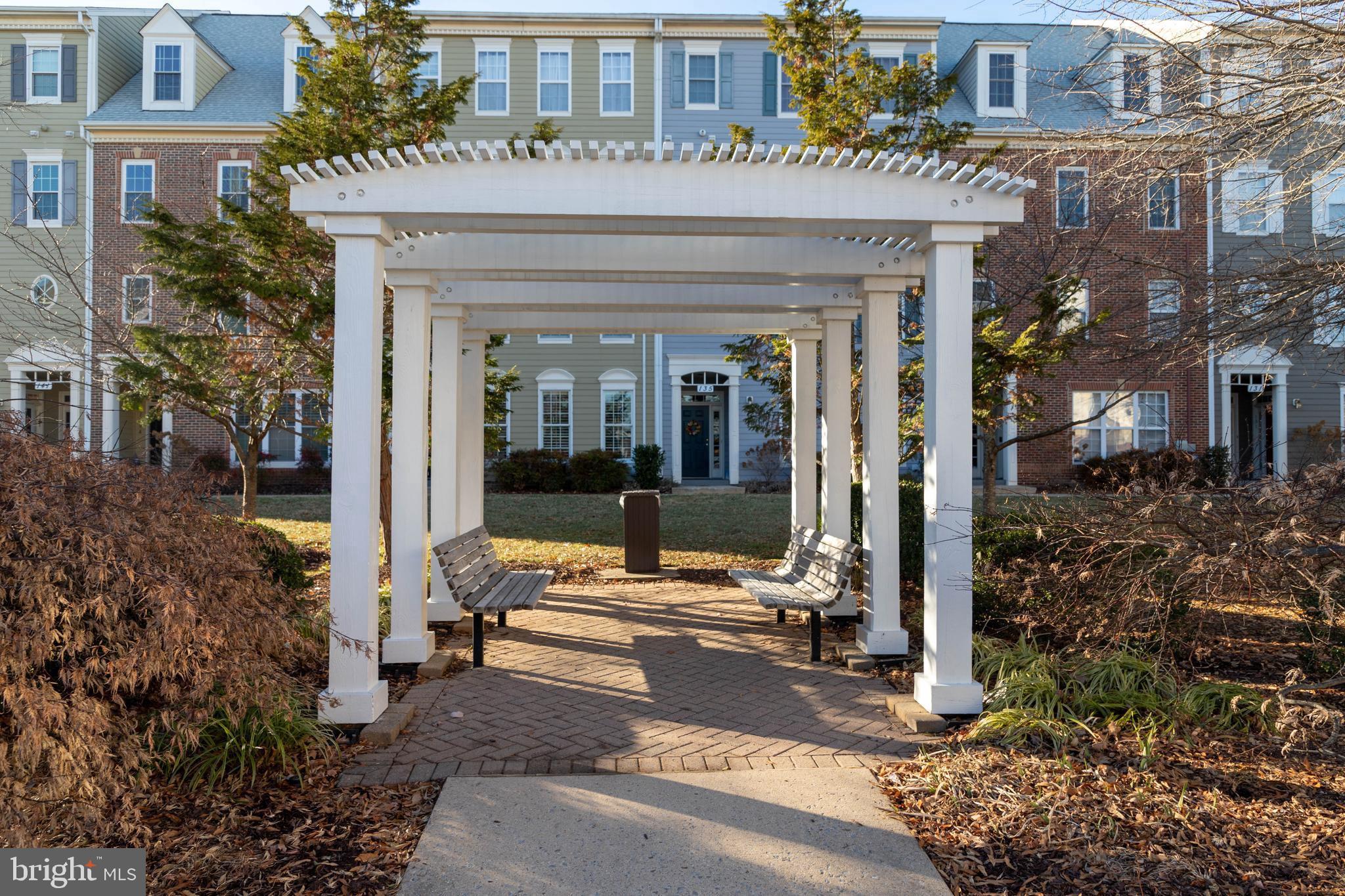 KENTLANDS - Residential Lease