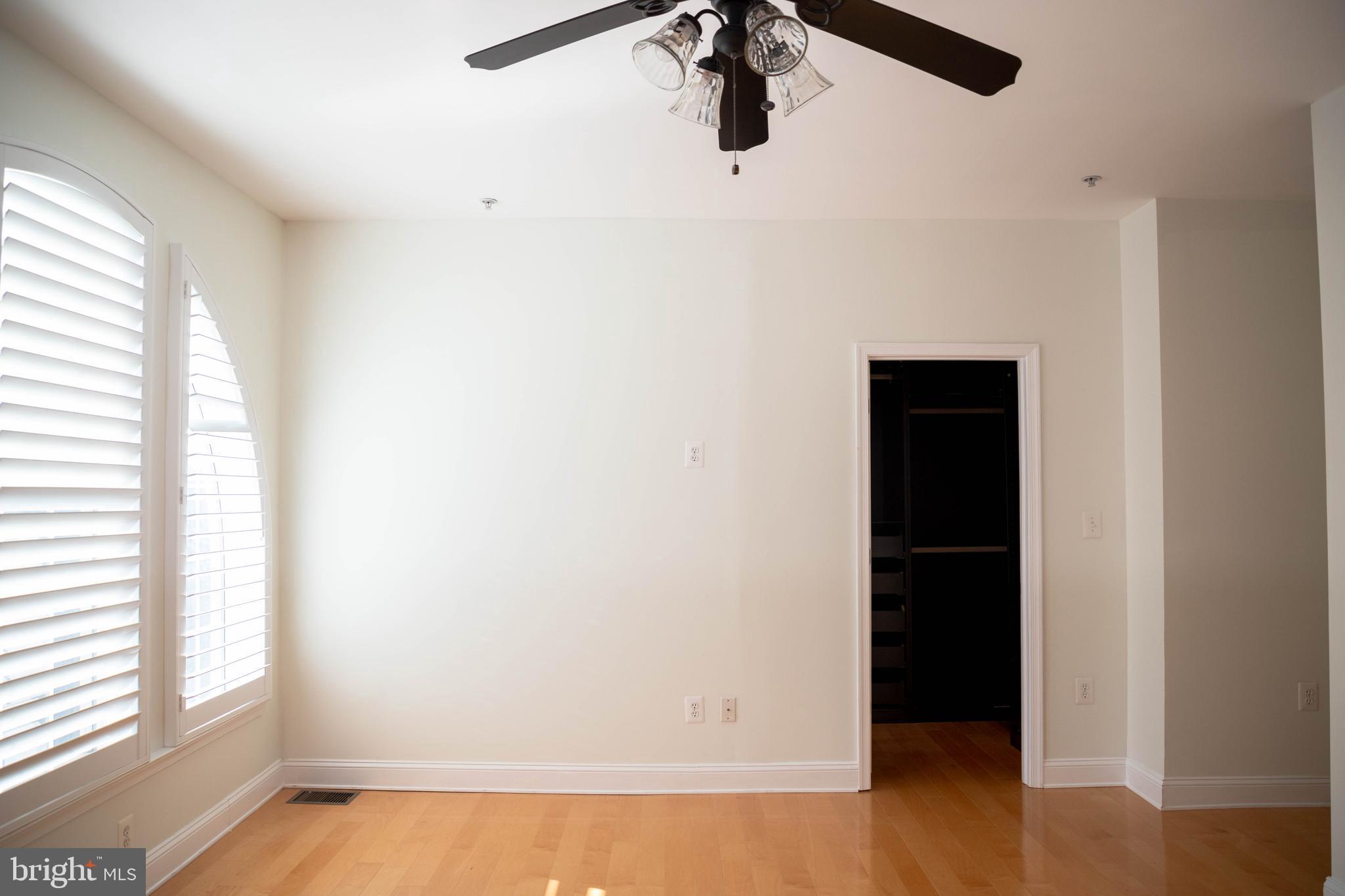 KENTLANDS - Residential Lease