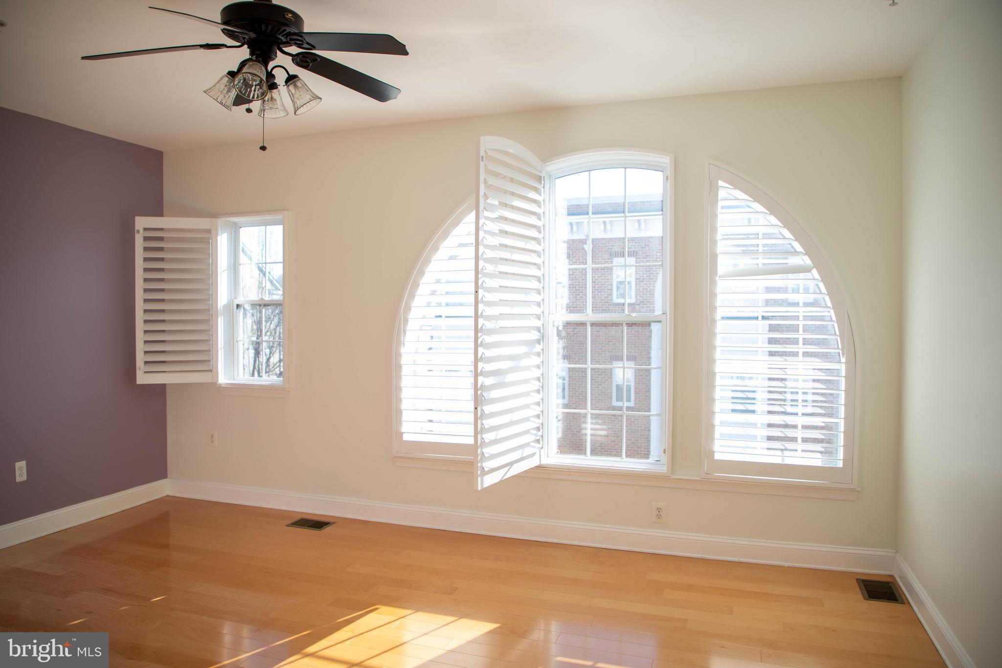 KENTLANDS - Residential Lease