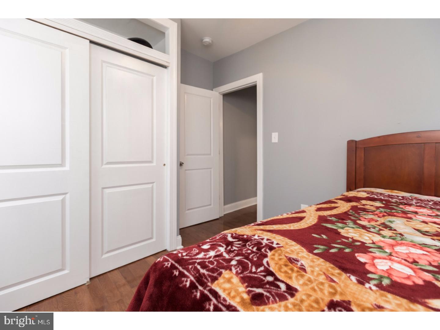 PORT RICHMOND - Residential