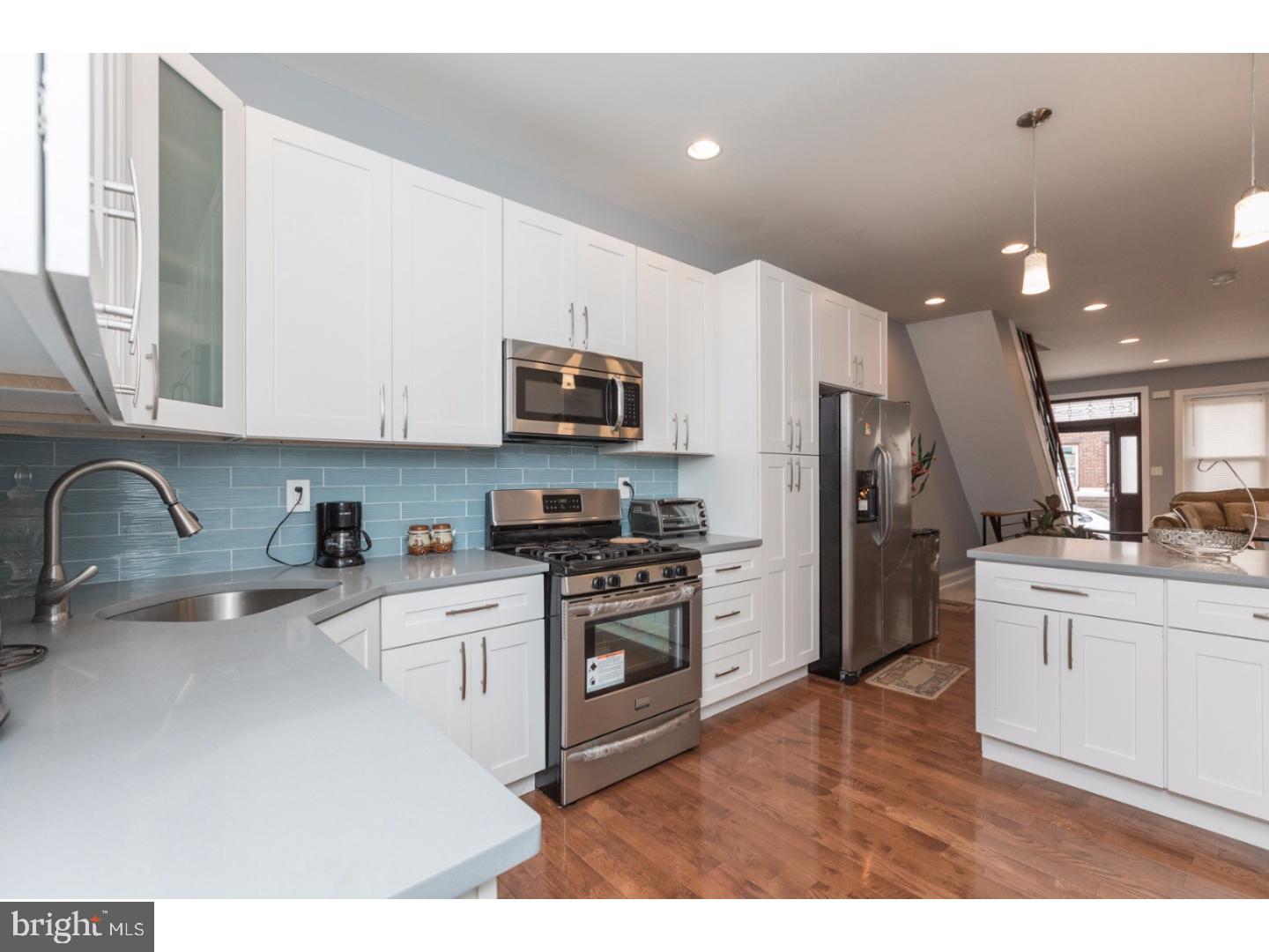 PORT RICHMOND - Residential