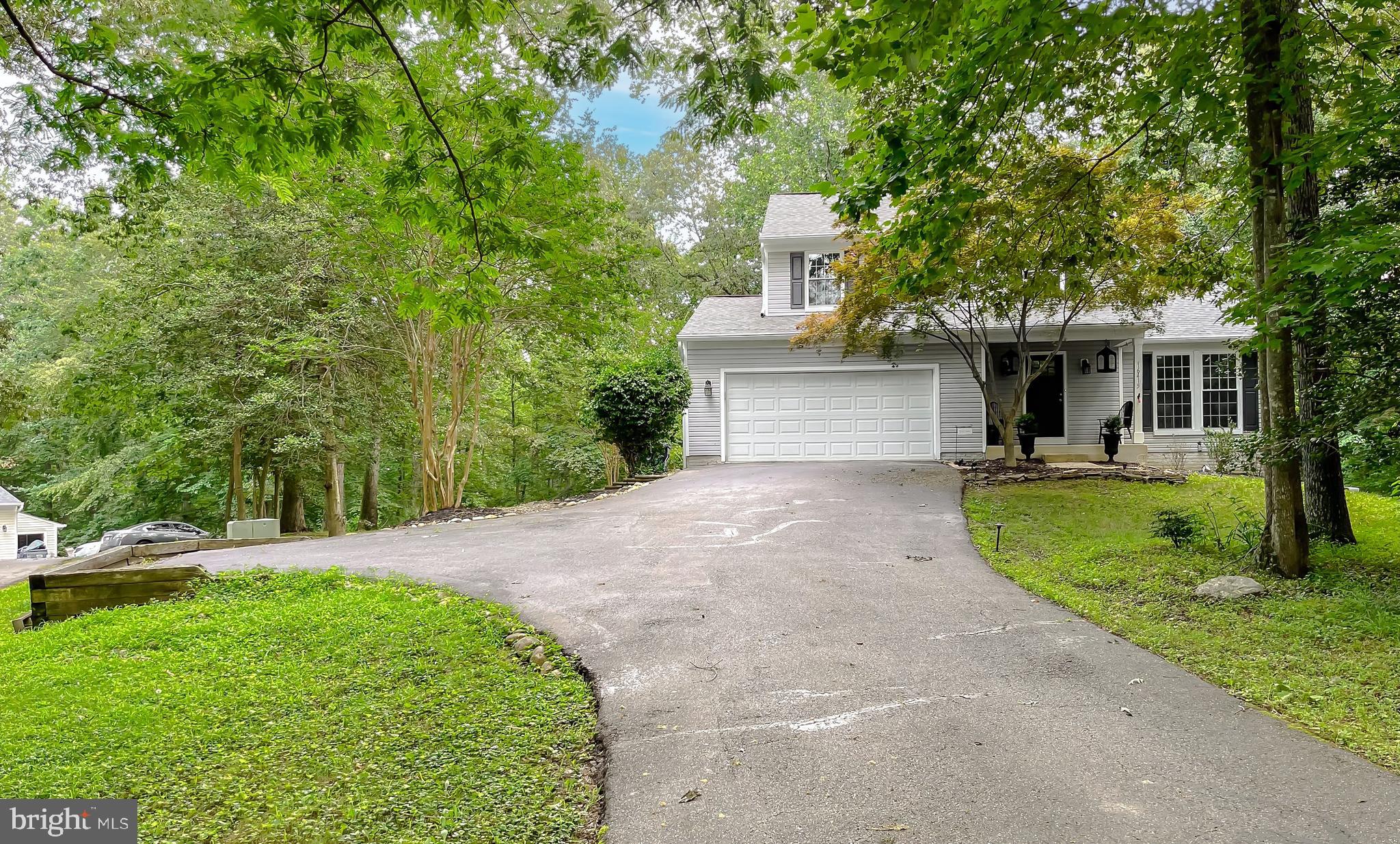 16415 TRIPLE CROWN COURT